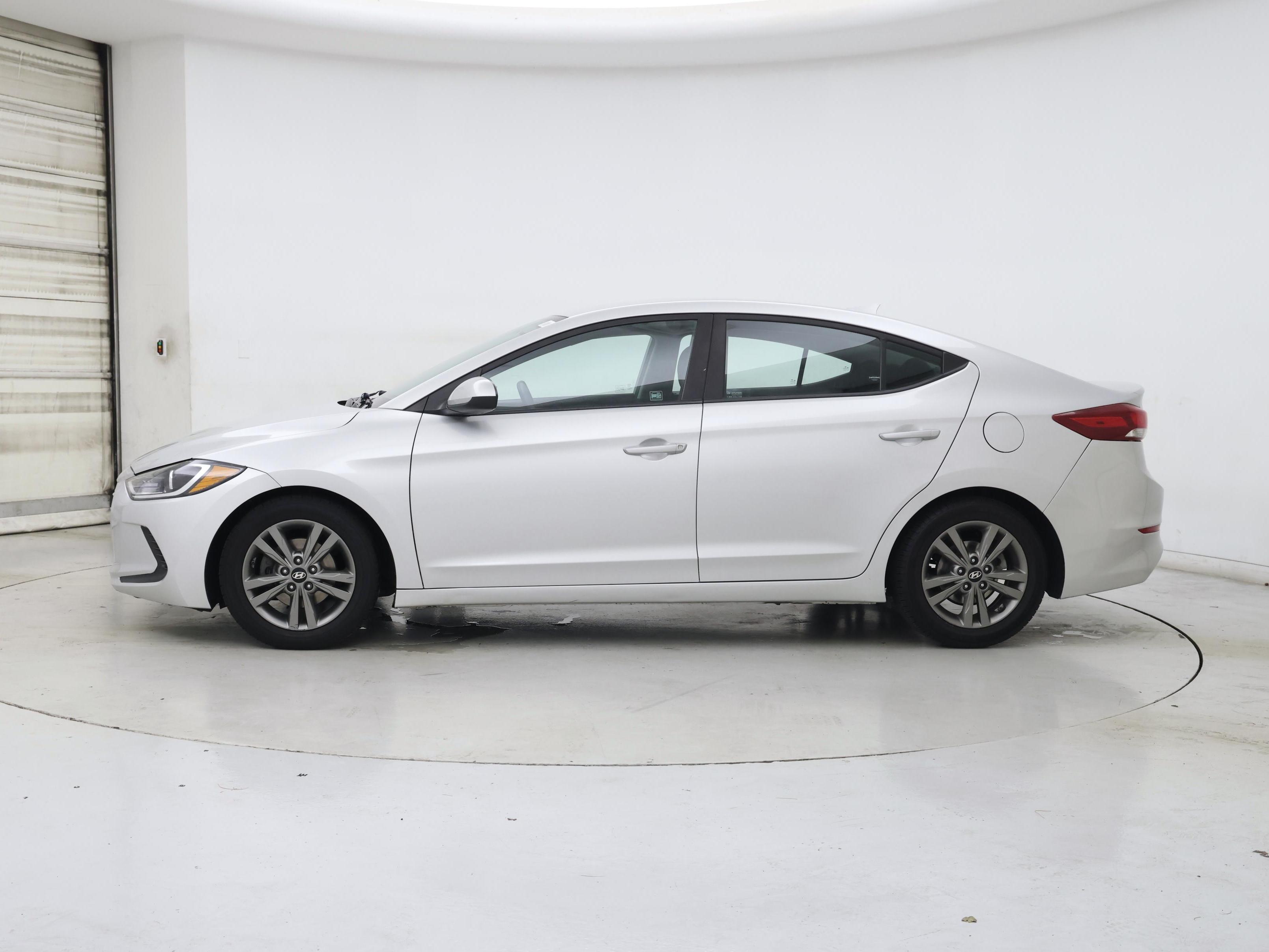 Thumbnail: 2018 Hyundai Elantra - 3