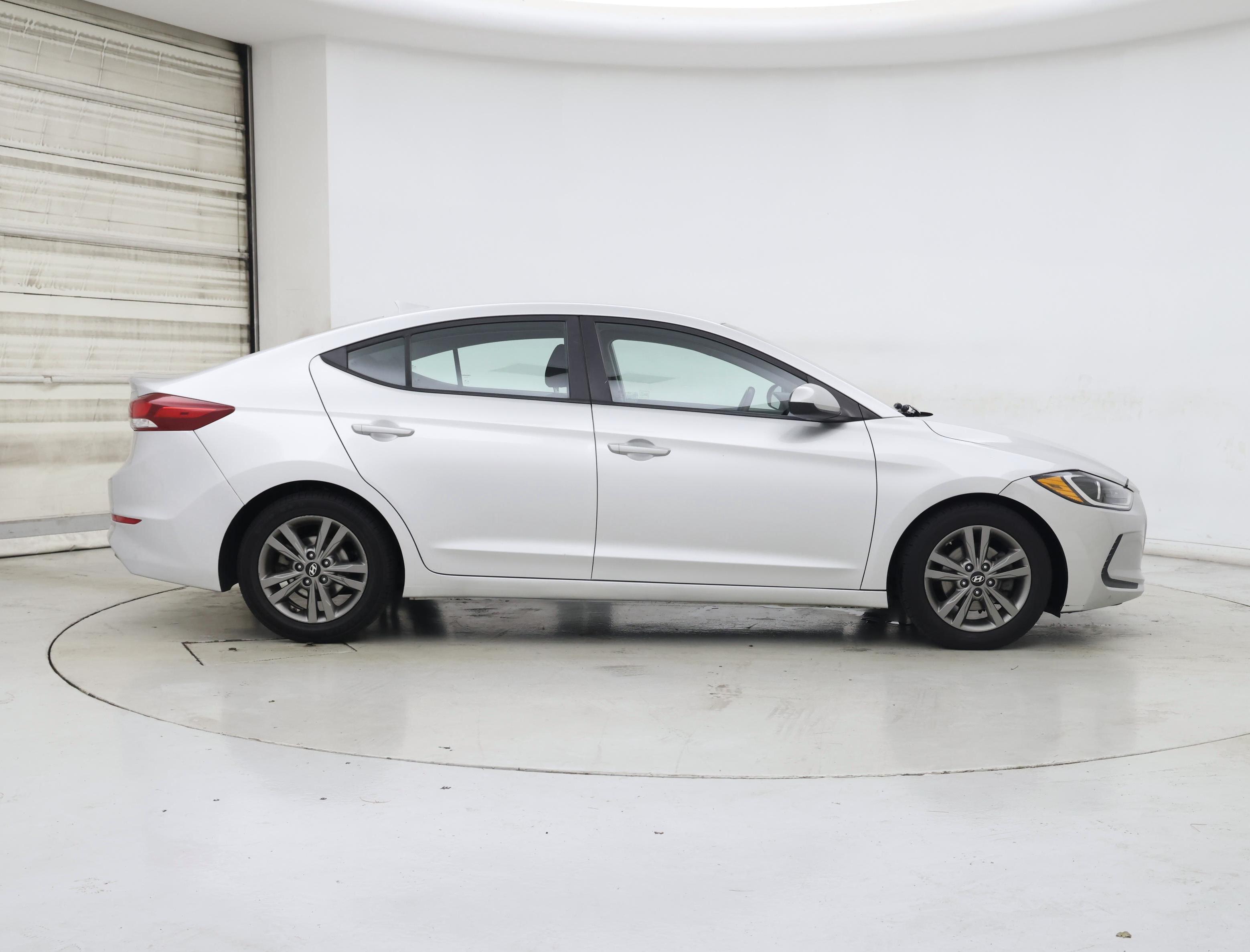 Thumbnail: 2018 Hyundai Elantra - 7