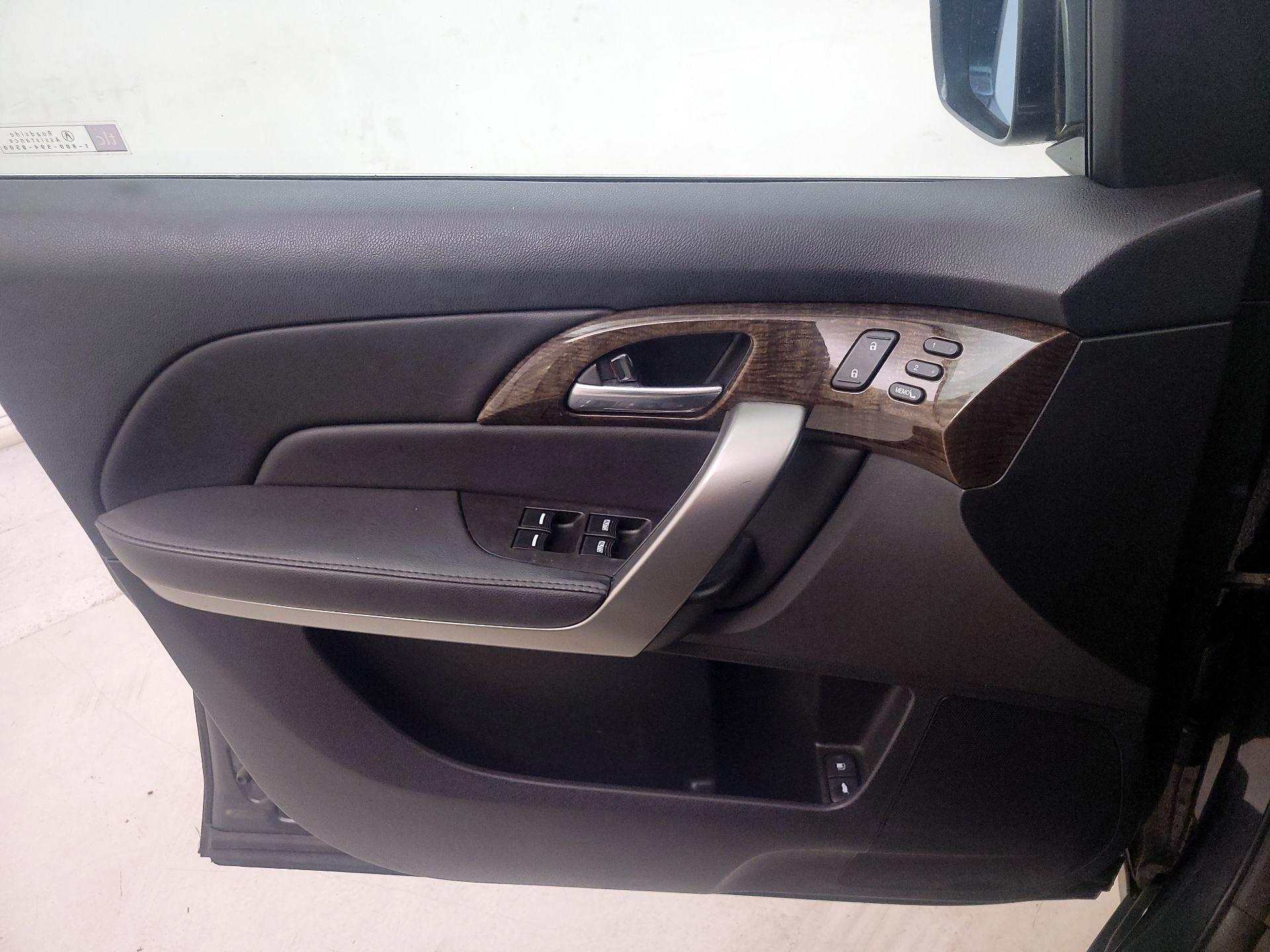 Thumbnail: 2013 Acura MDX - 12