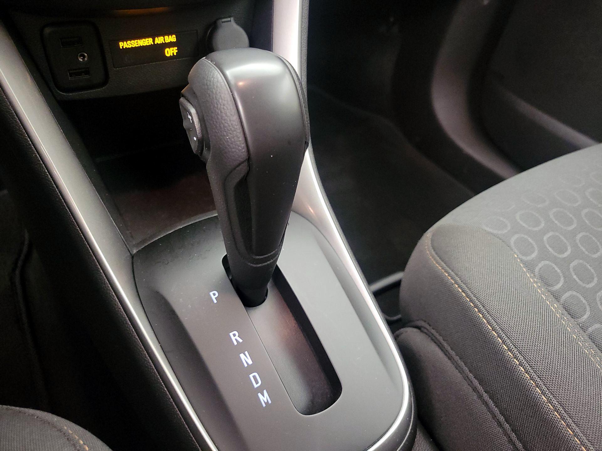 Thumbnail: 2021 Chevrolet Trax - 17