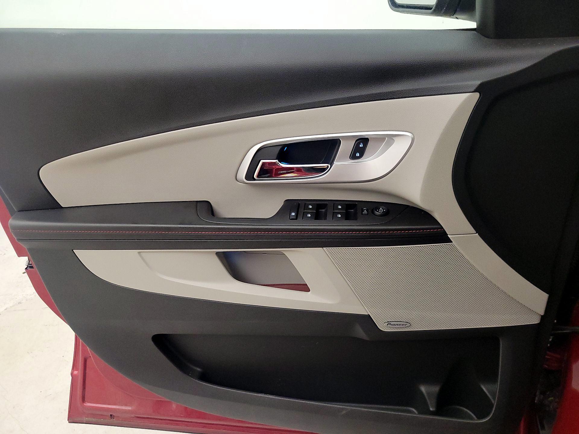 Thumbnail: 2015 Chevrolet Equinox - 12