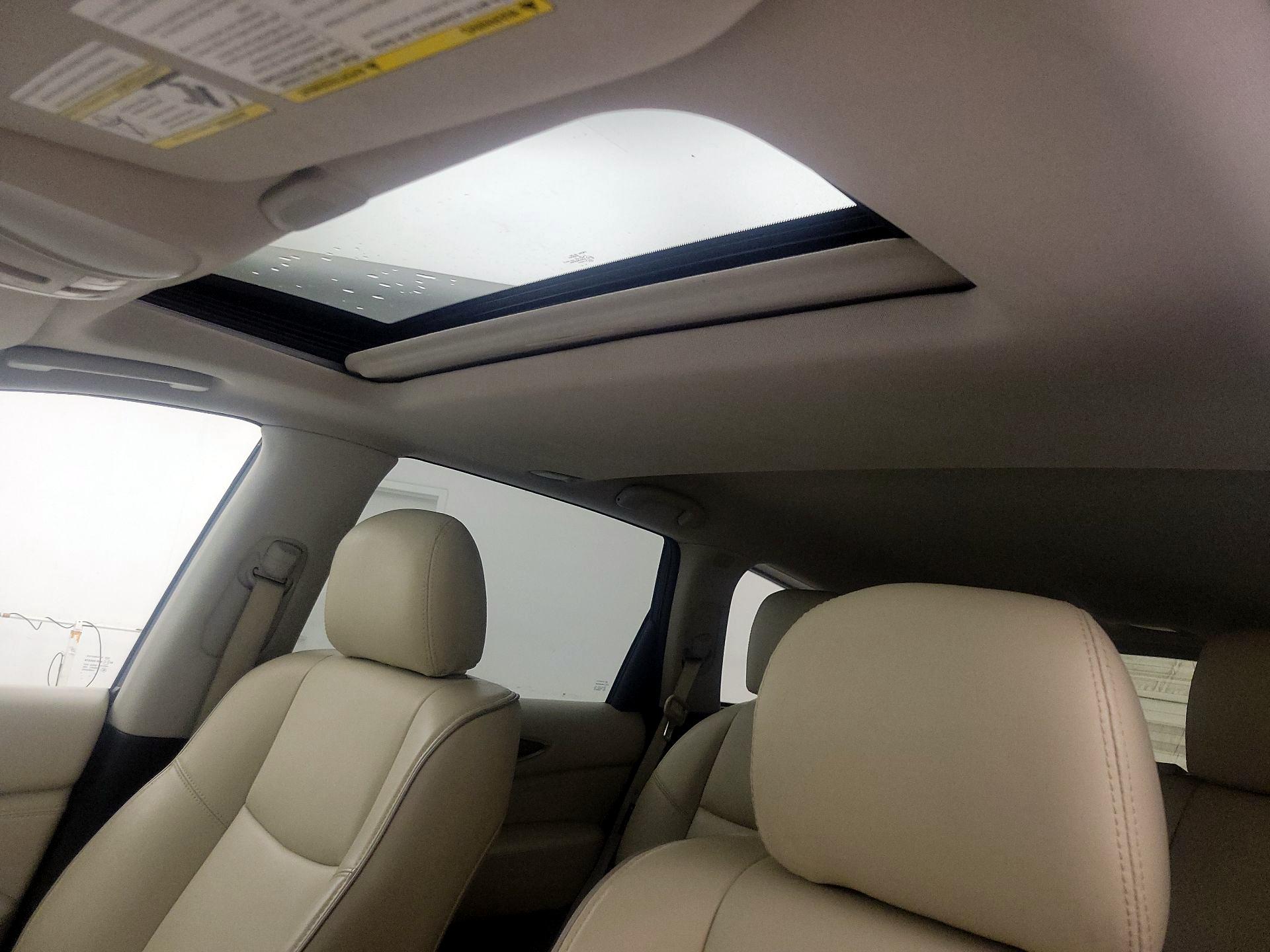 Thumbnail: 2019 INFINITI QX60 - 19