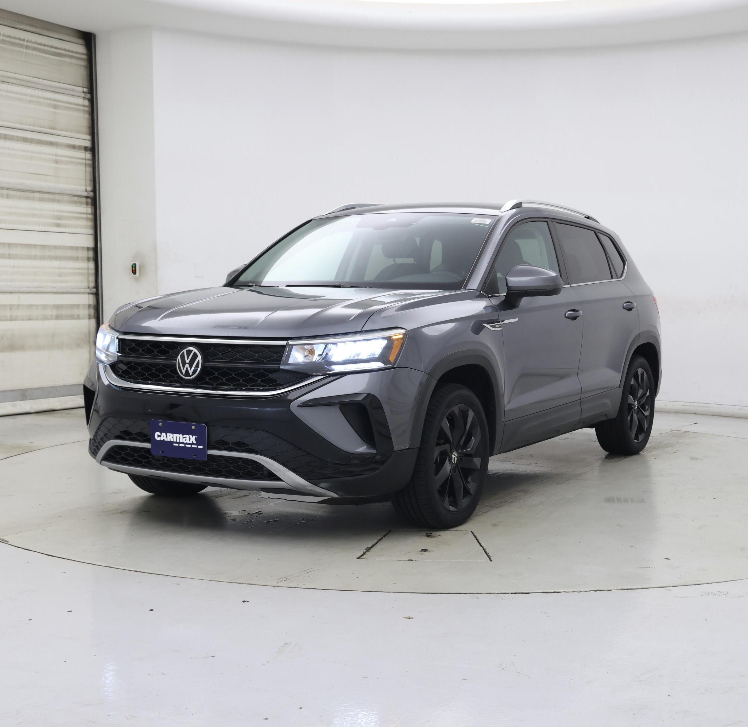 Thumbnail: 2022 Volkswagen Taos - 4