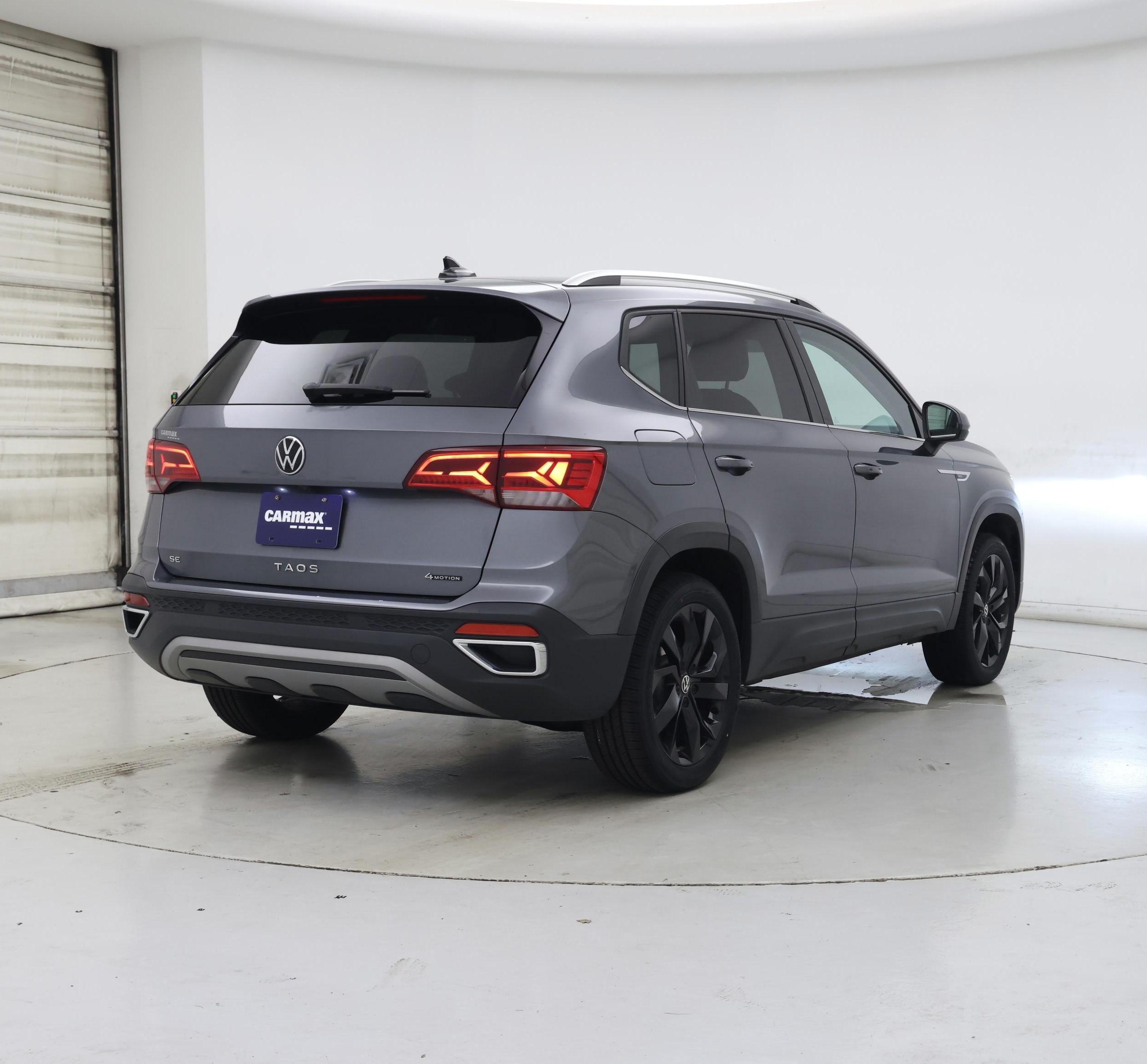 Thumbnail: 2022 Volkswagen Taos - 8