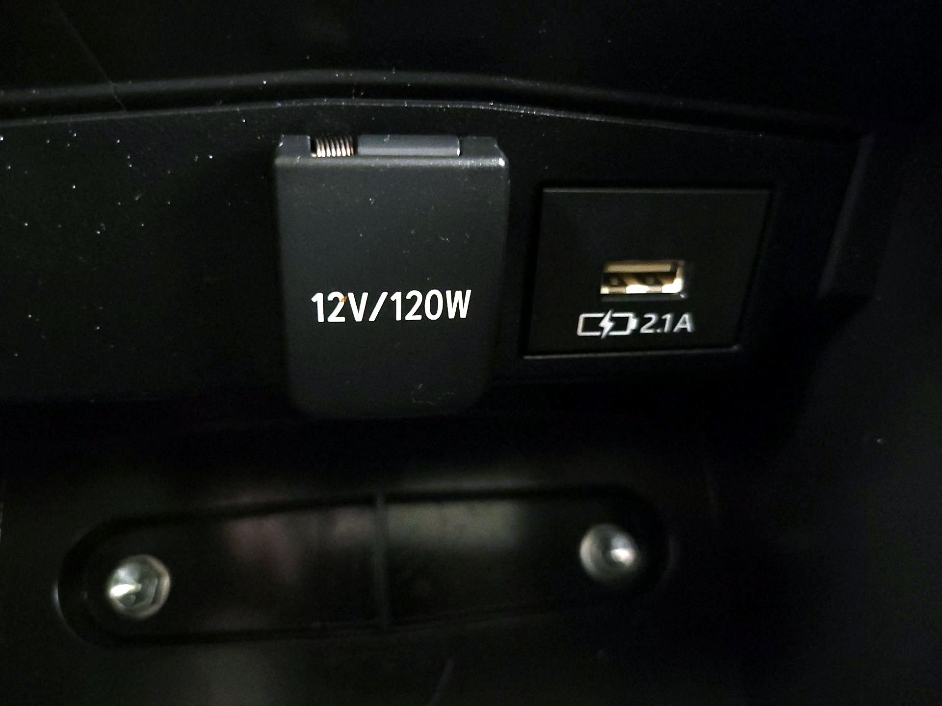 Thumbnail: 2021 Toyota Corolla - 18