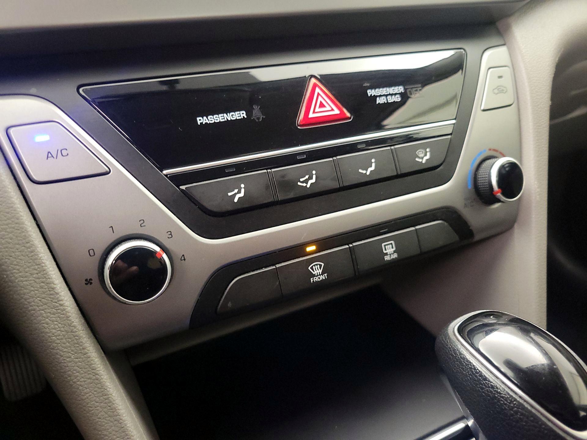 Thumbnail: 2018 Hyundai Elantra - 16