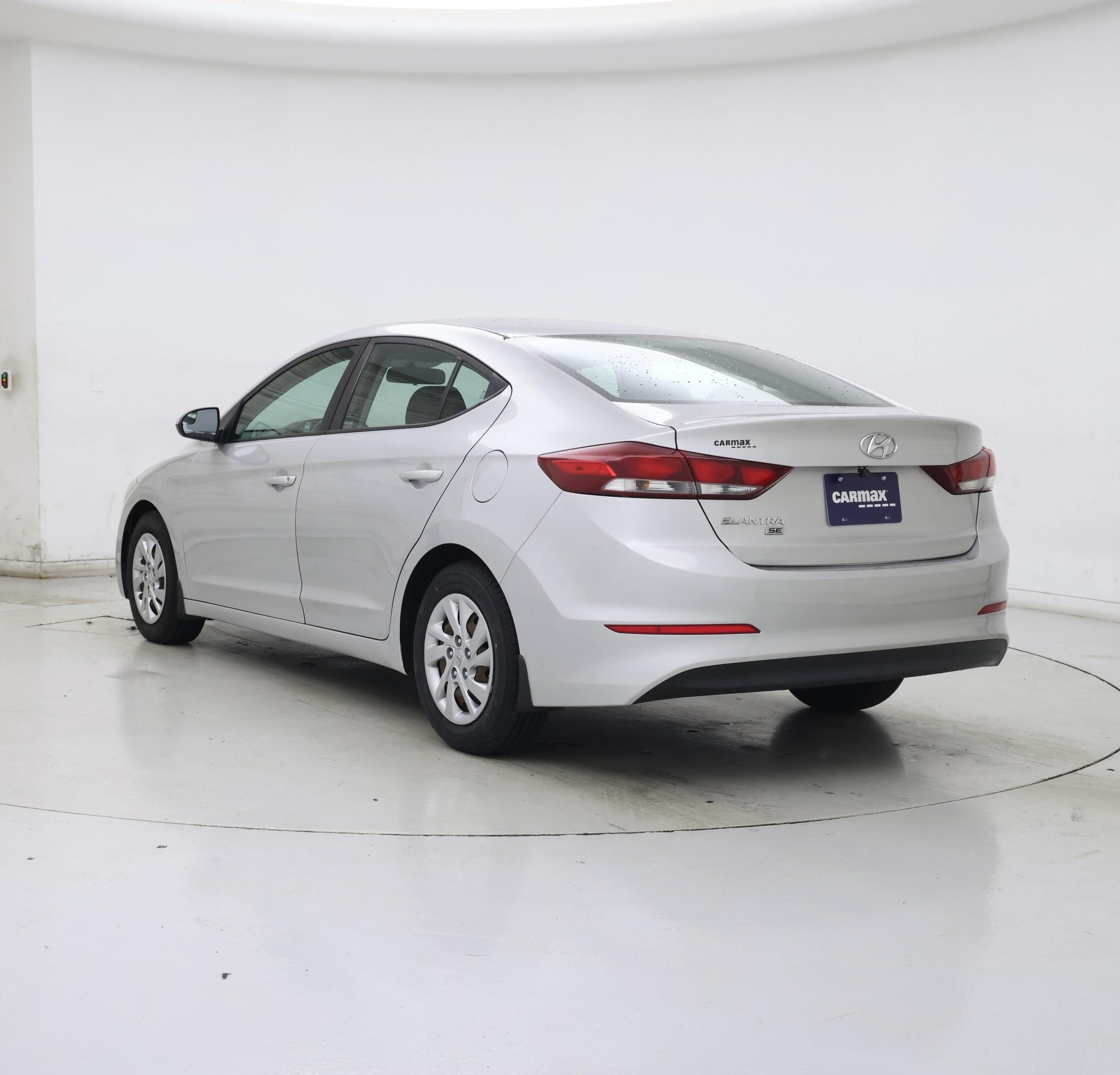 Thumbnail: 2018 Hyundai Elantra - 2