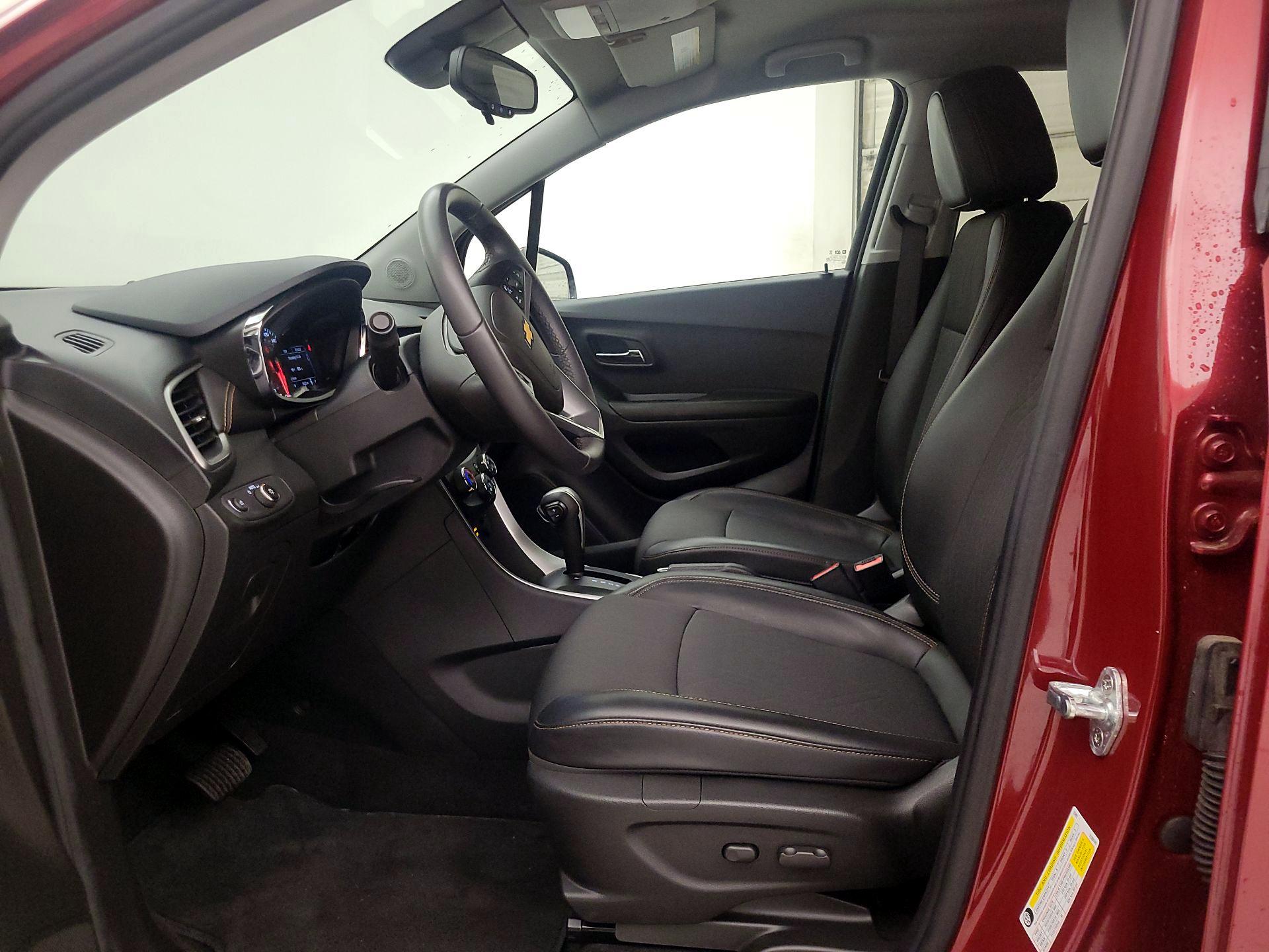 Thumbnail: 2021 Chevrolet Trax - 11