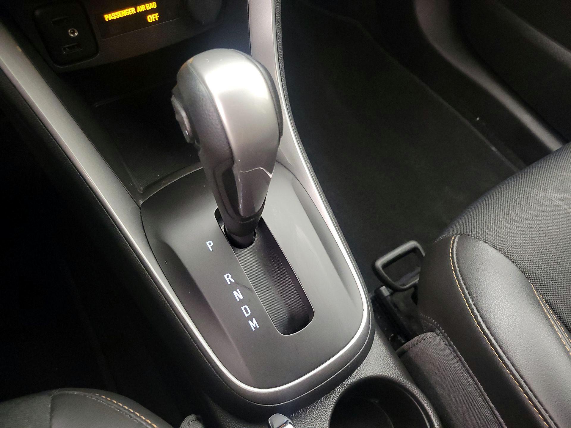 Thumbnail: 2021 Chevrolet Trax - 17