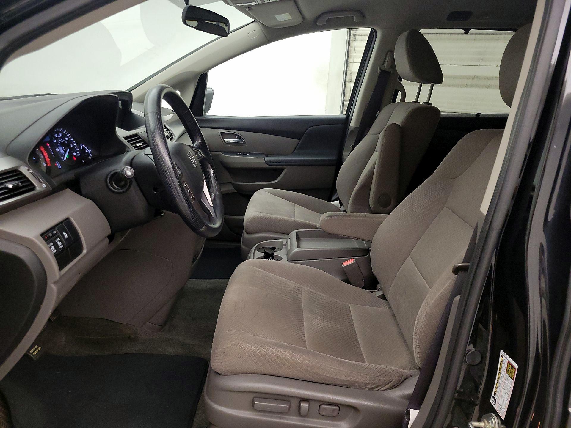 Thumbnail: 2016 Honda Odyssey - 11