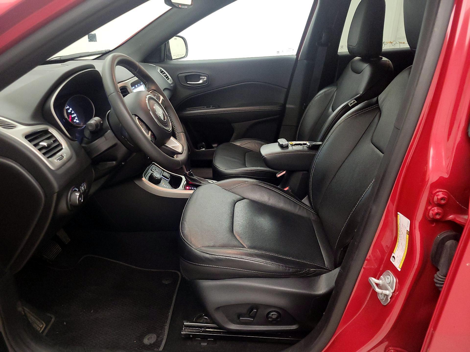 Thumbnail: 2021 Jeep Compass - 11