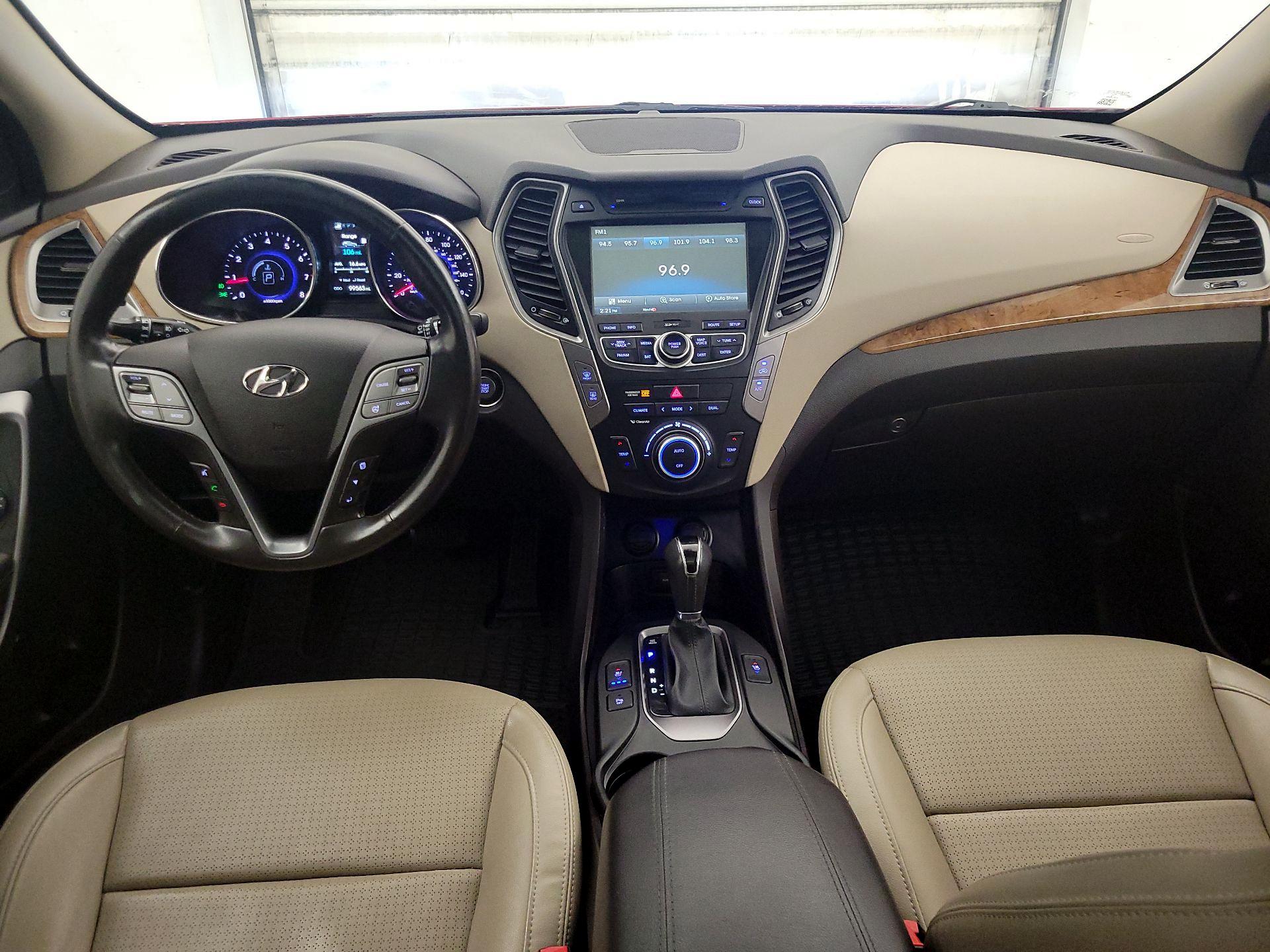 Thumbnail: 2016 Hyundai Santa Fe - 9