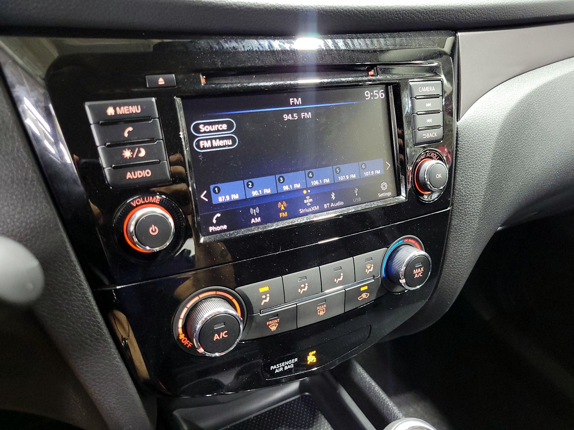 Thumbnail: 2021 Nissan Rogue Sport - 15