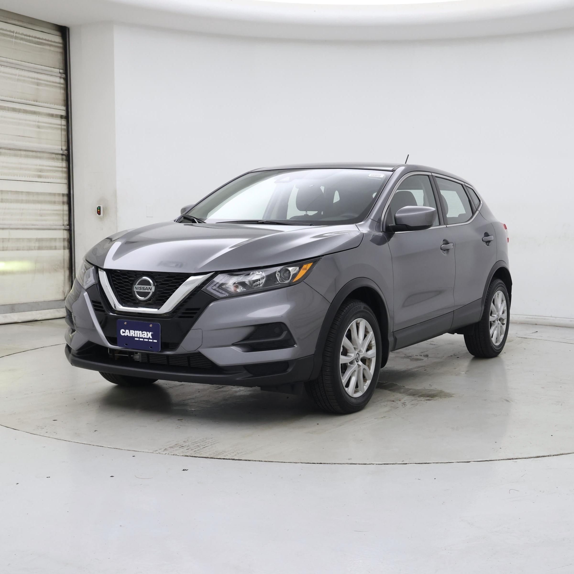 Thumbnail: 2021 Nissan Rogue Sport - 4