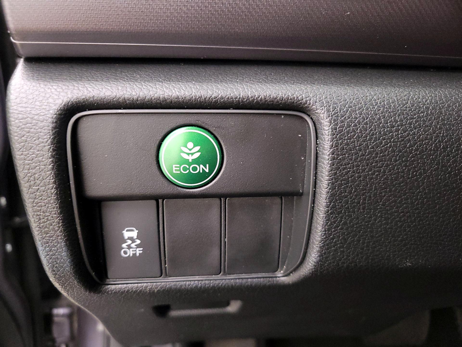 Thumbnail: 2015 Honda Accord - 13