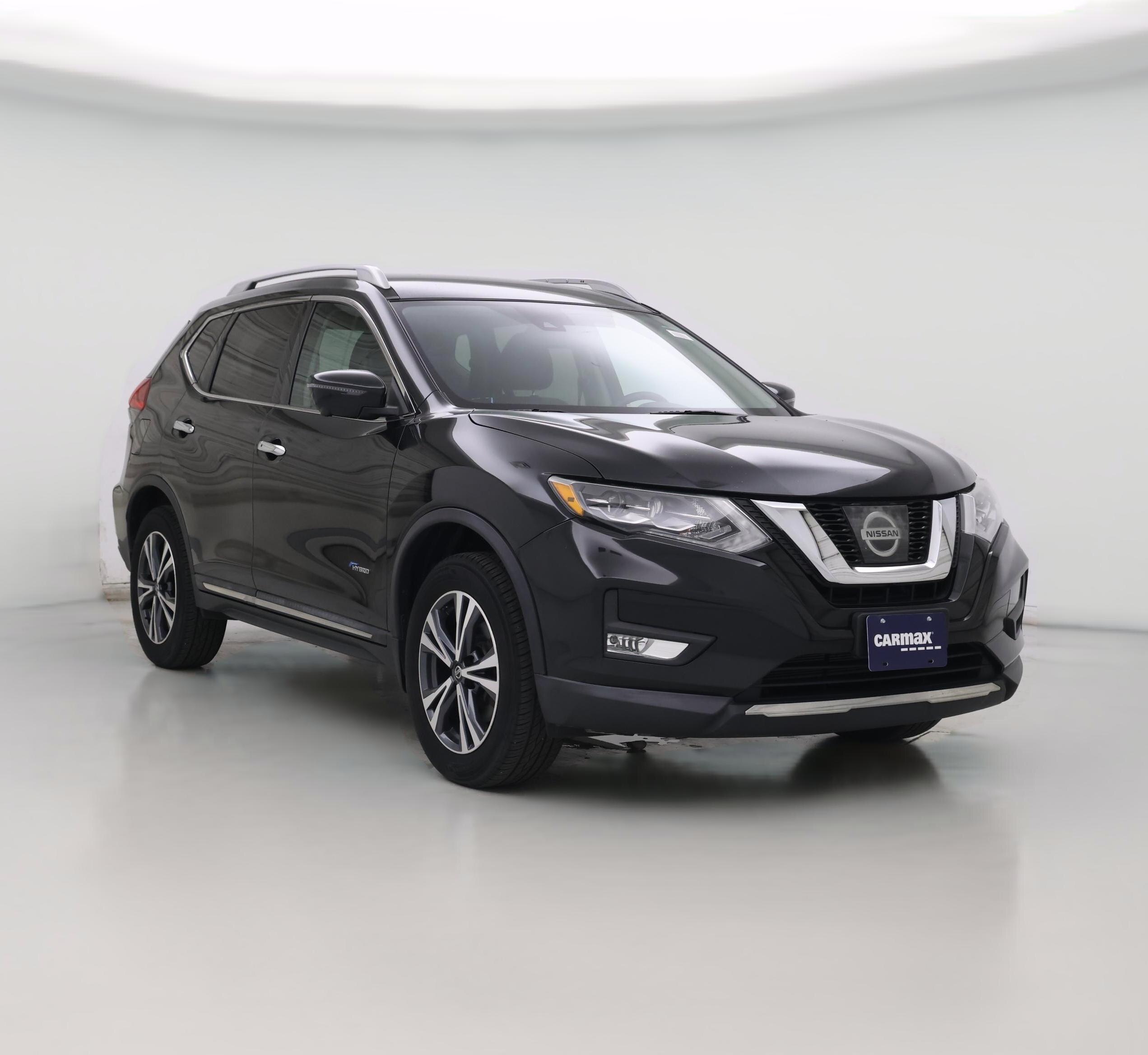 Thumbnail: 2017 Nissan Rogue - 1