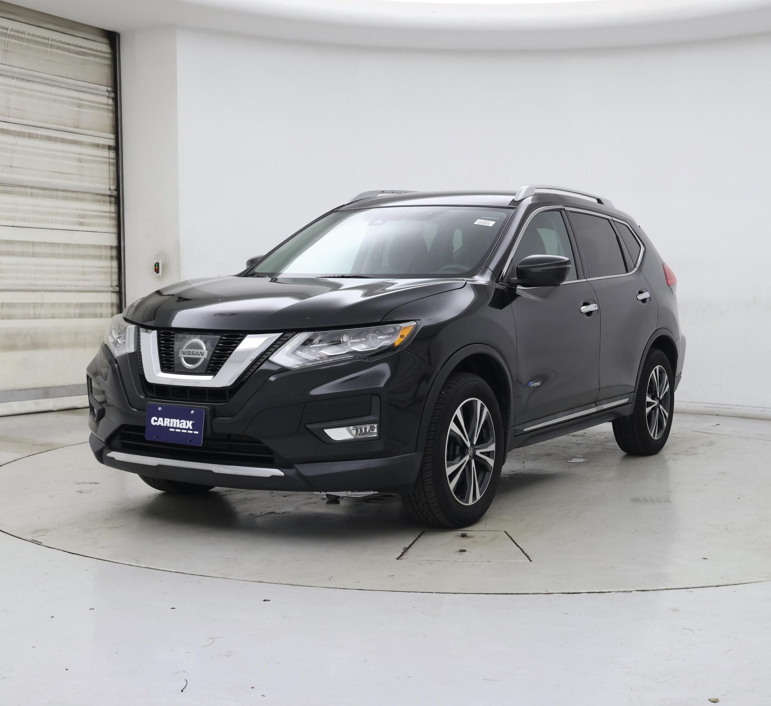 Thumbnail: 2017 Nissan Rogue - 4