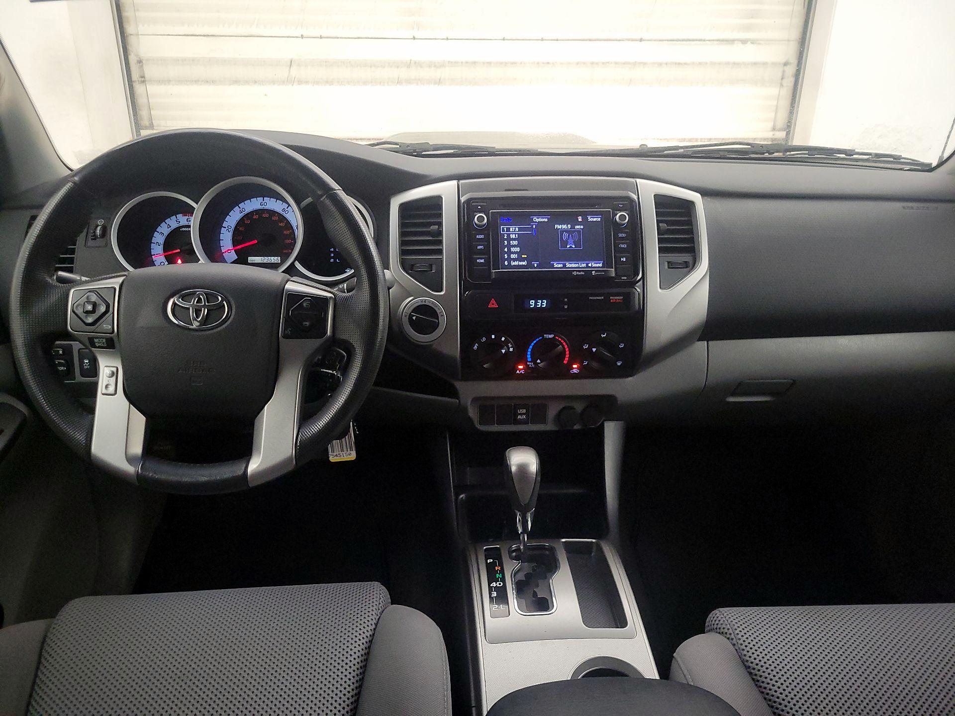 Thumbnail: 2014 Toyota Tacoma - 9