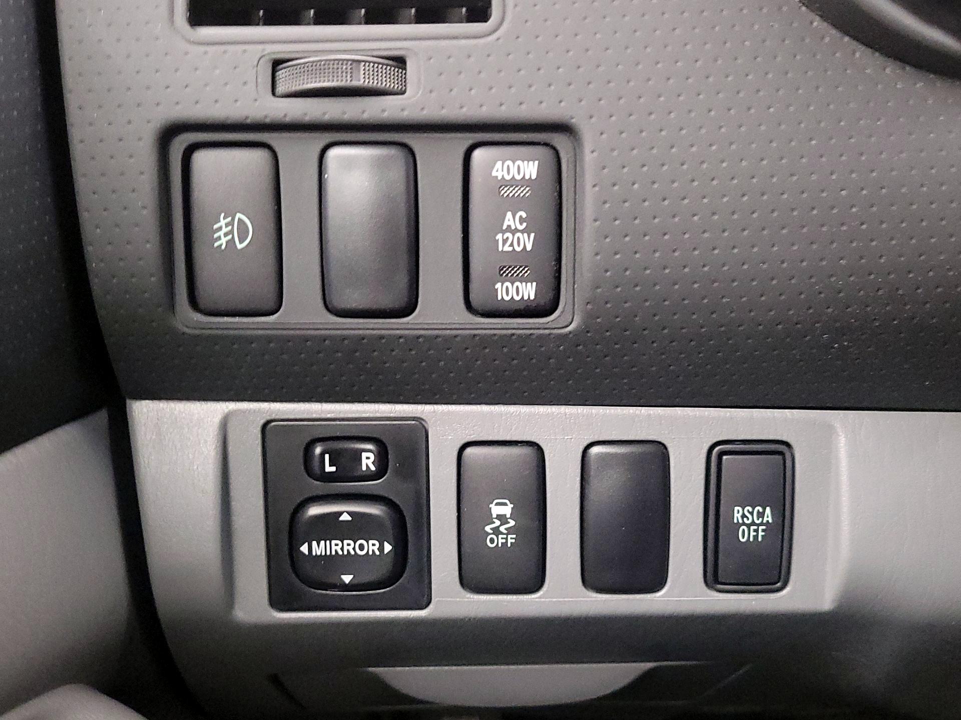 Thumbnail: 2014 Toyota Tacoma - 13