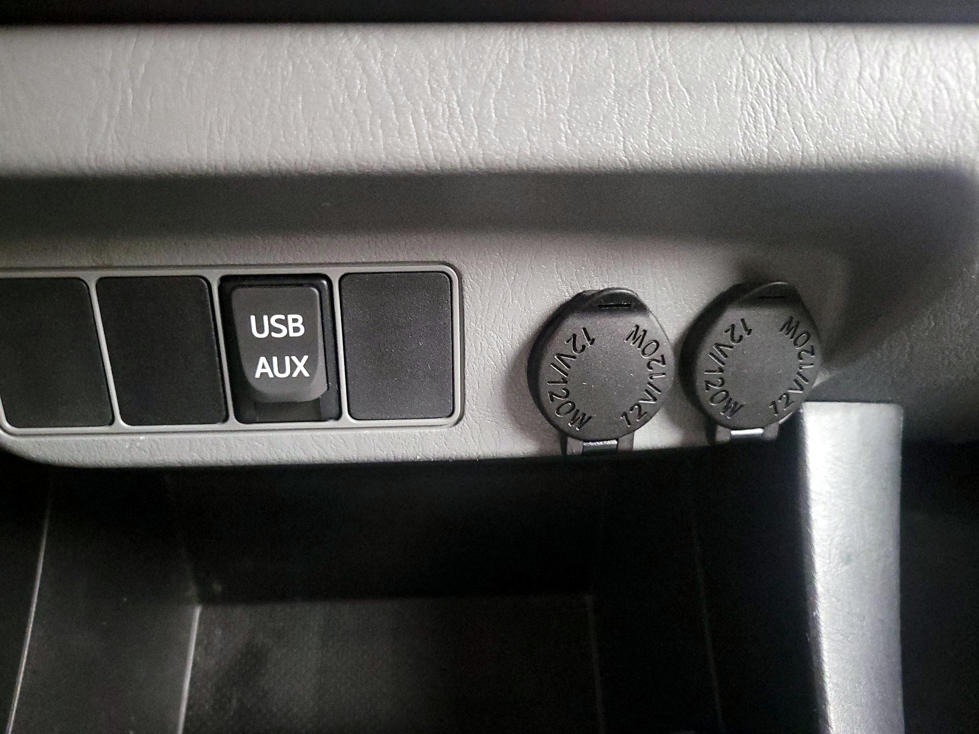 Thumbnail: 2014 Toyota Tacoma - 18