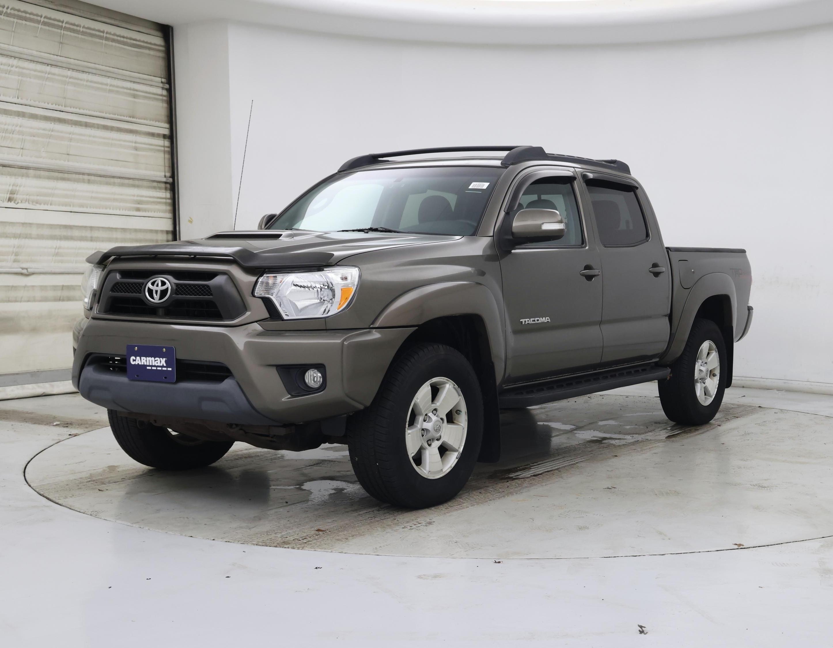 Thumbnail: 2014 Toyota Tacoma - 4