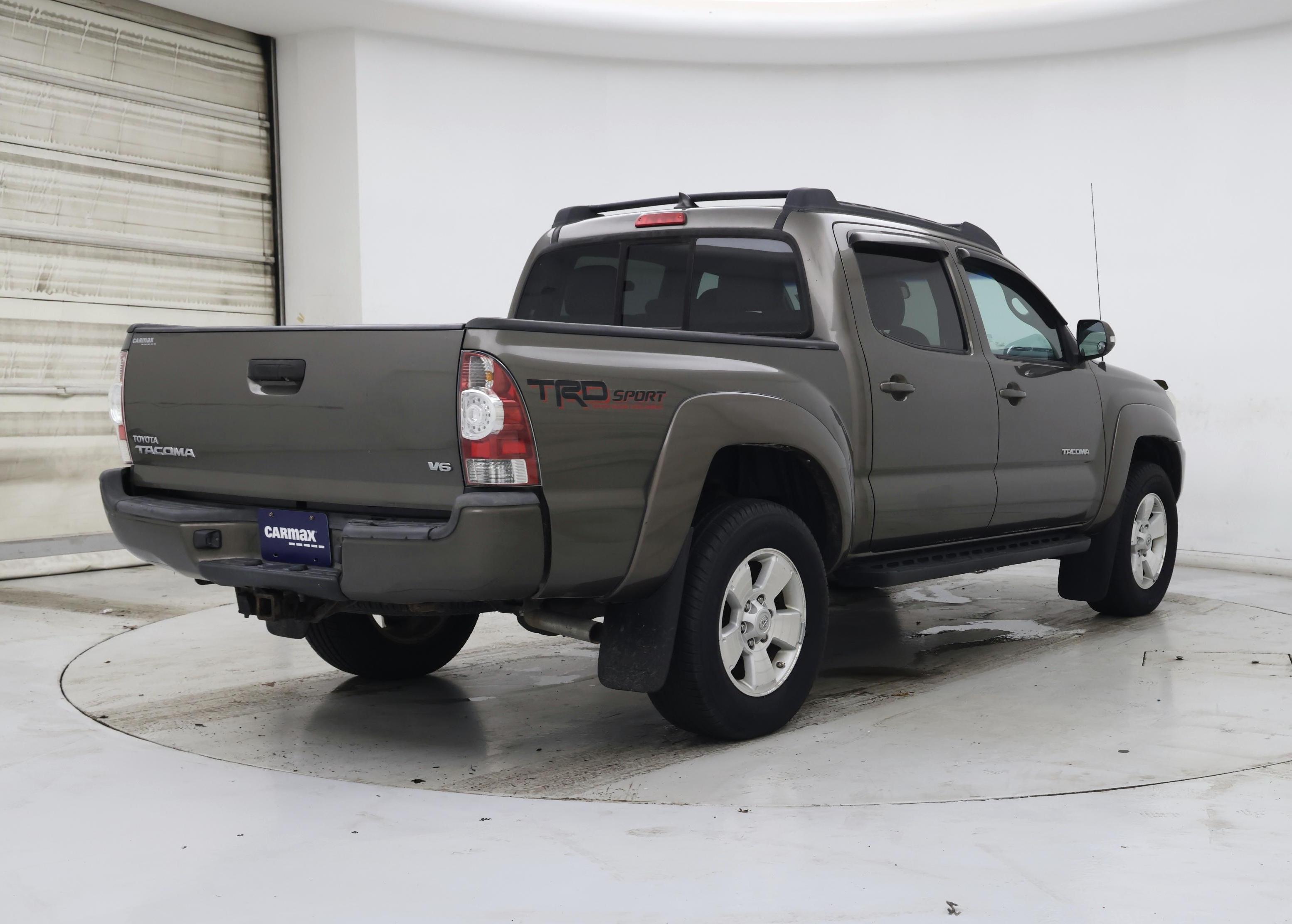 Thumbnail: 2014 Toyota Tacoma - 8