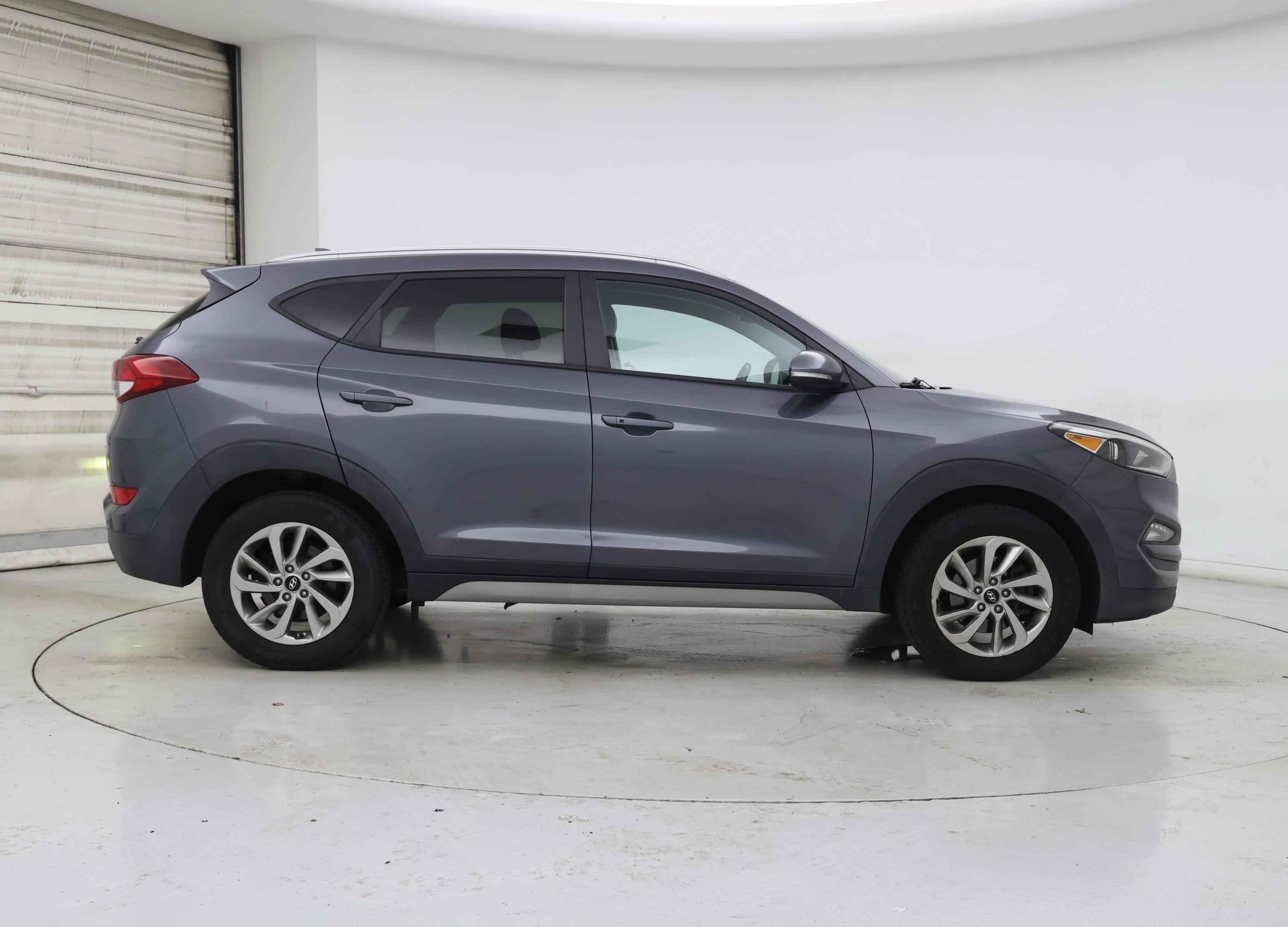 Thumbnail: 2018 Hyundai Tucson - 7