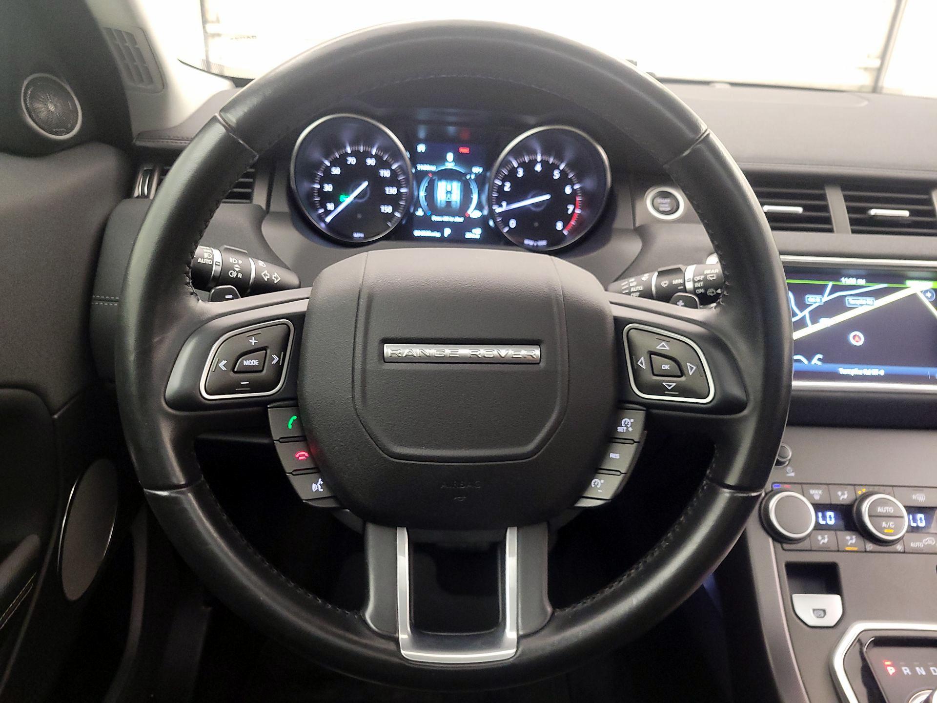 Thumbnail: 2019 Land Rover Range Rover Evoque - 10