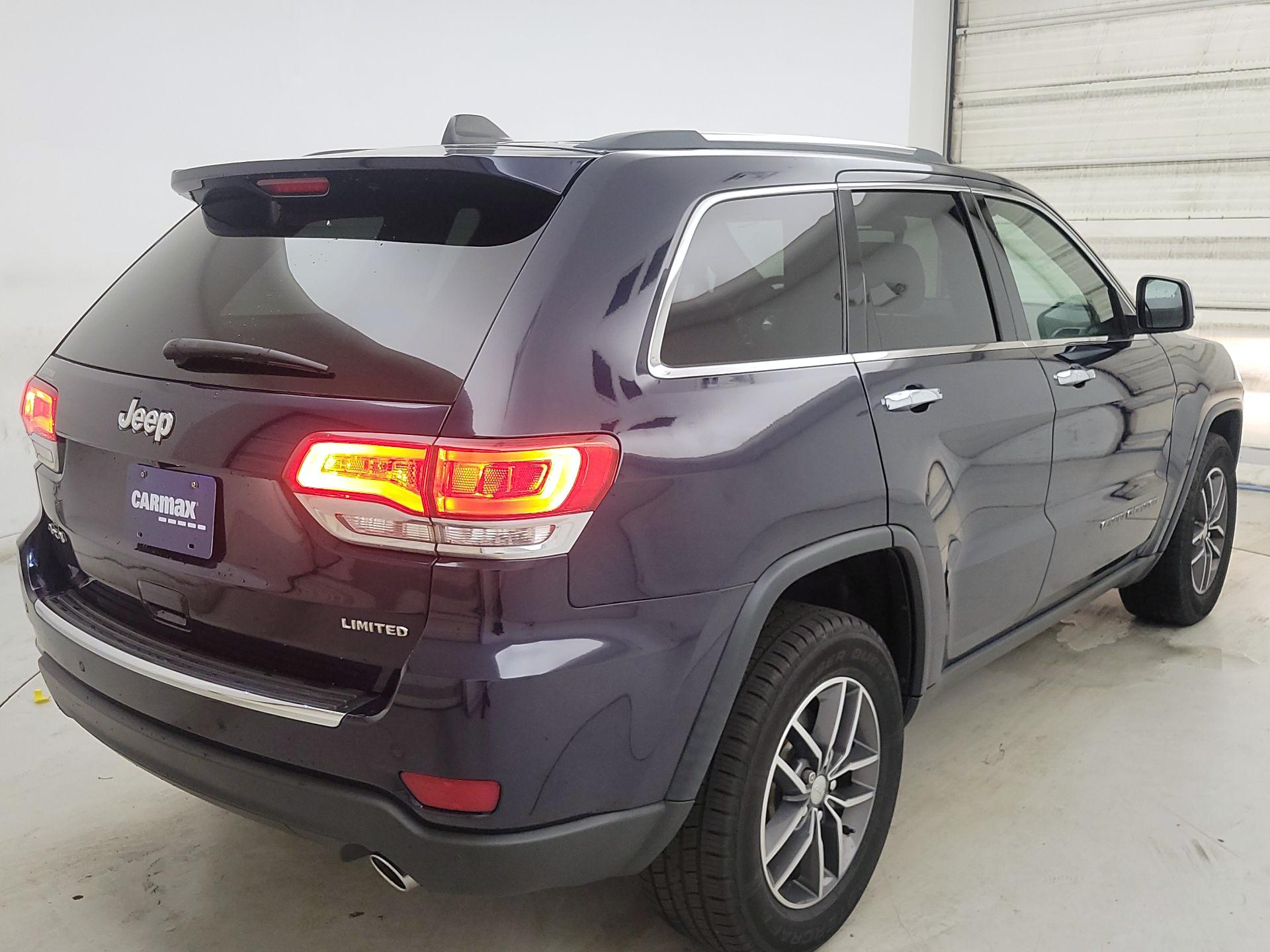 Thumbnail: 2018 Jeep Grand Cherokee - 5