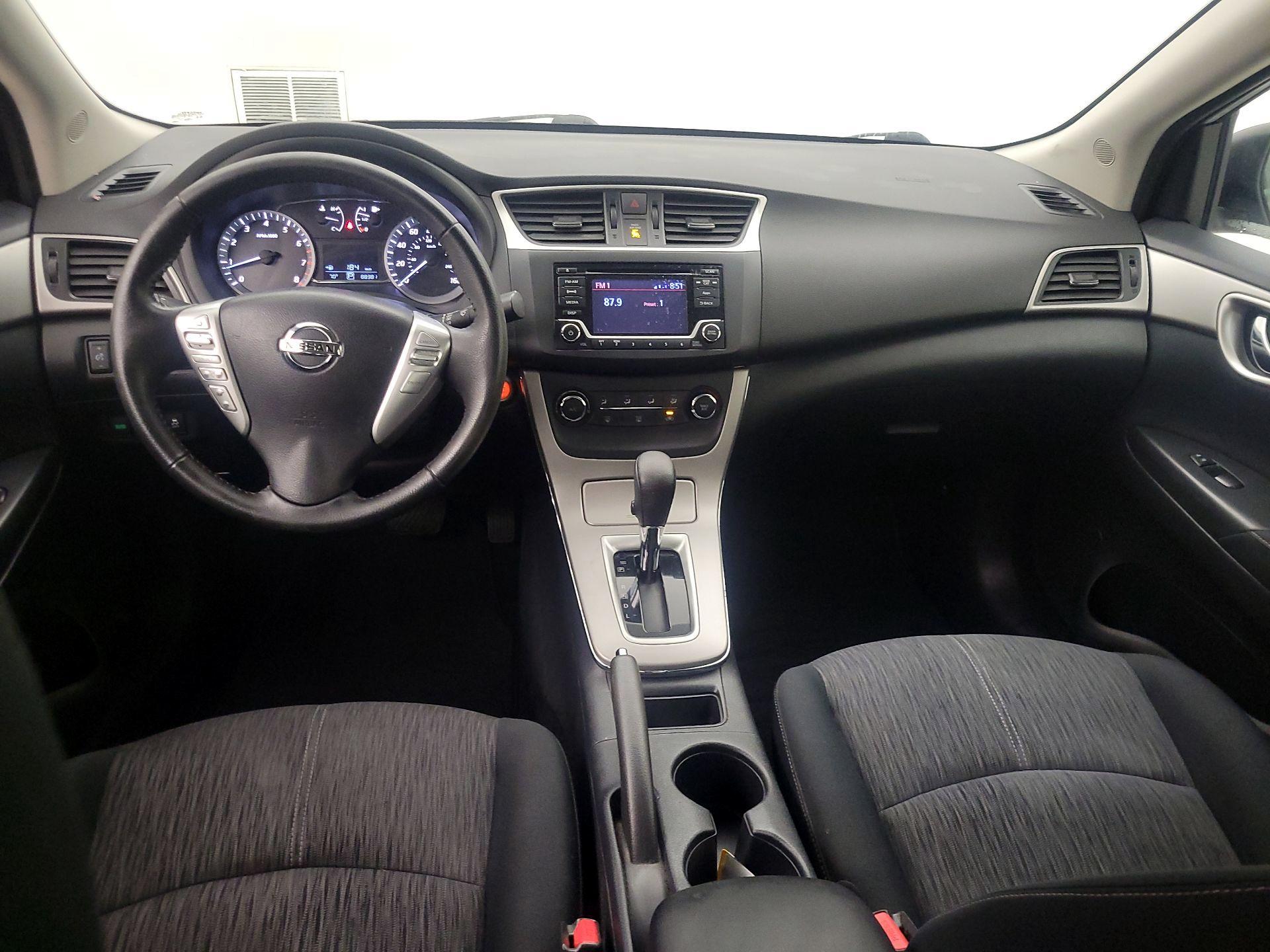 Thumbnail: 2015 Nissan Sentra - 9