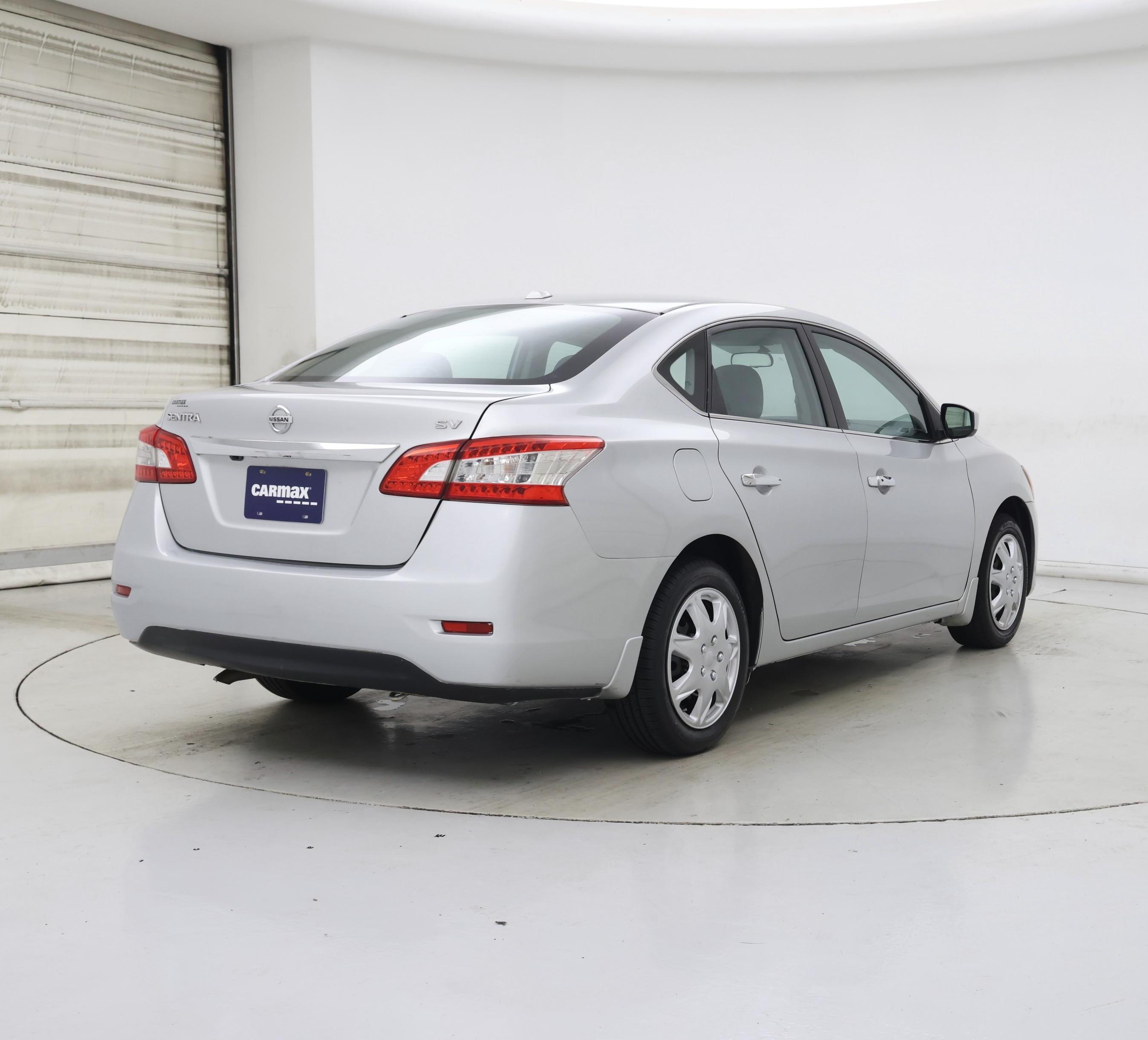 Thumbnail: 2015 Nissan Sentra - 8