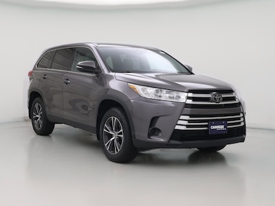 Gray 2019 Toyota Highlander LE