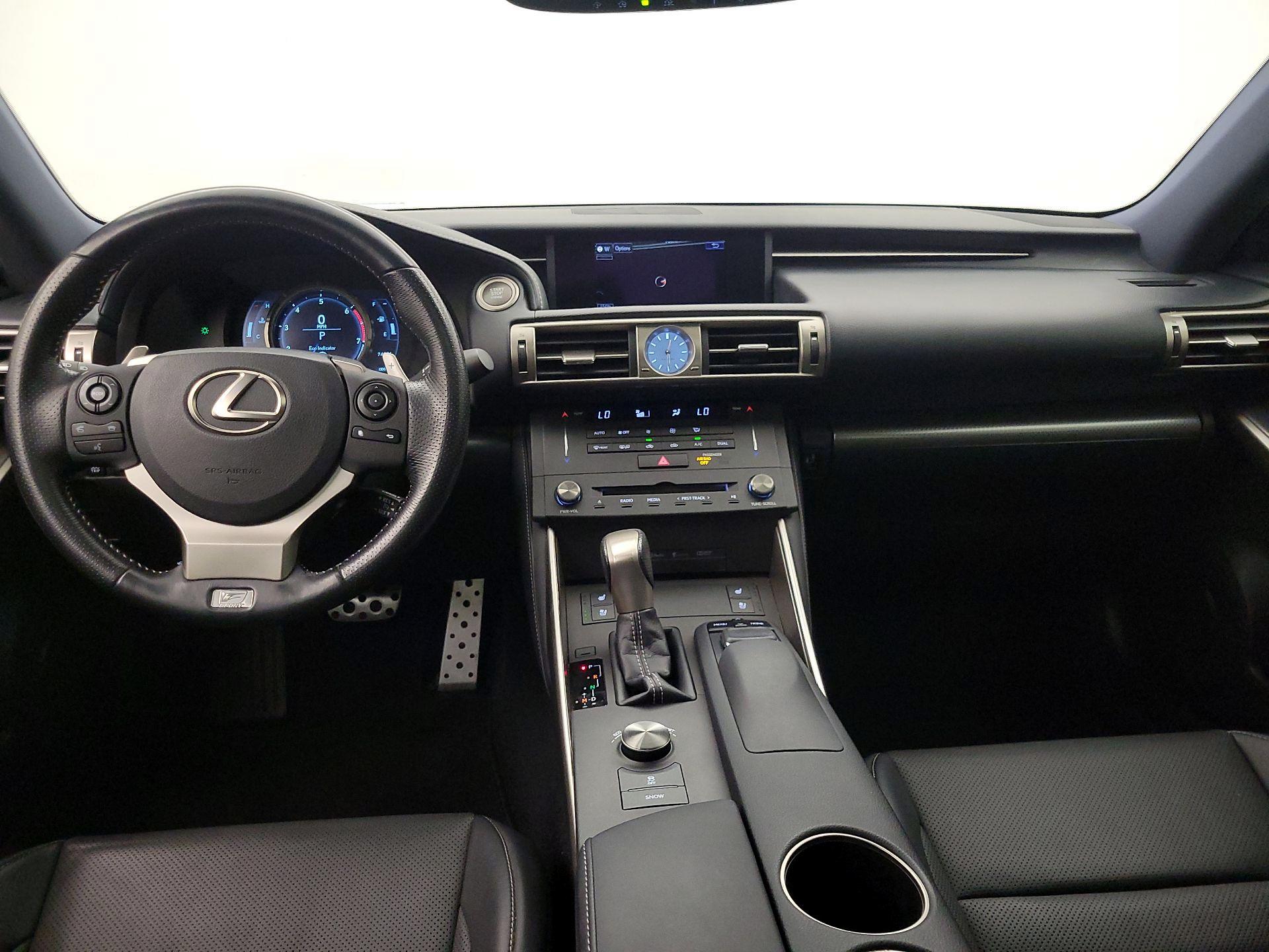 Thumbnail: 2016 Lexus IS - 9