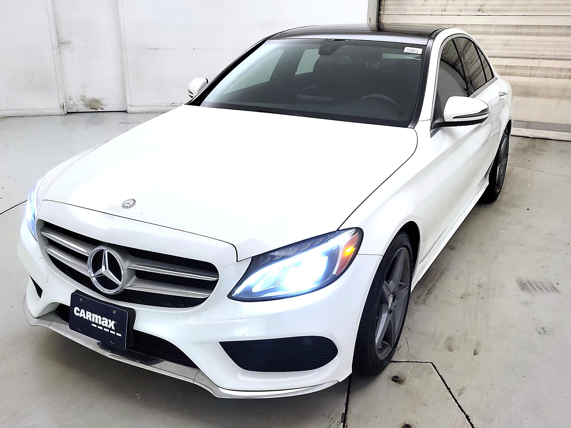 Thumbnail: 2016 Mercedes-Benz C-Class - 3