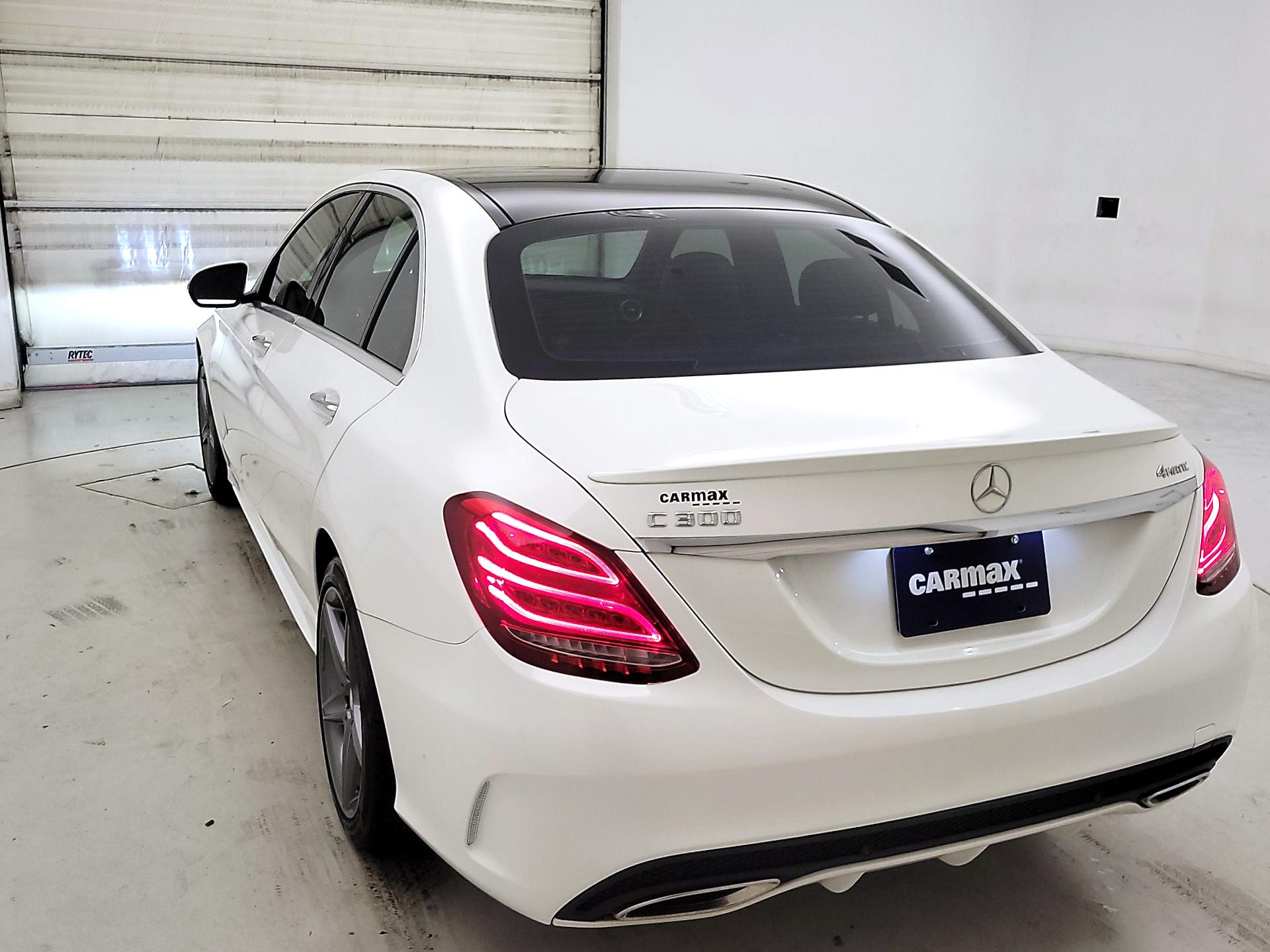 Thumbnail: 2016 Mercedes-Benz C-Class - 7