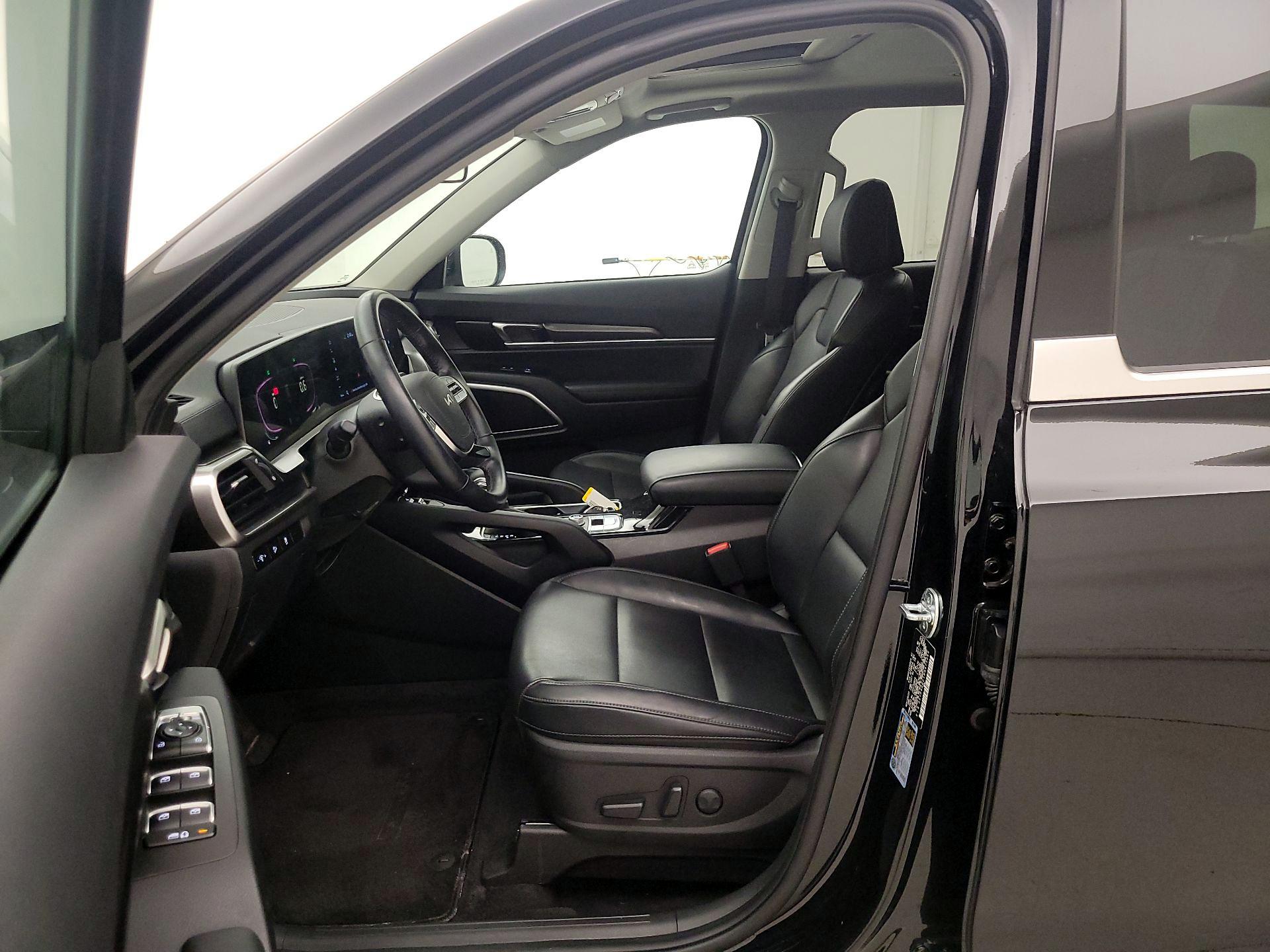 Thumbnail: 2024 Kia Telluride - 11