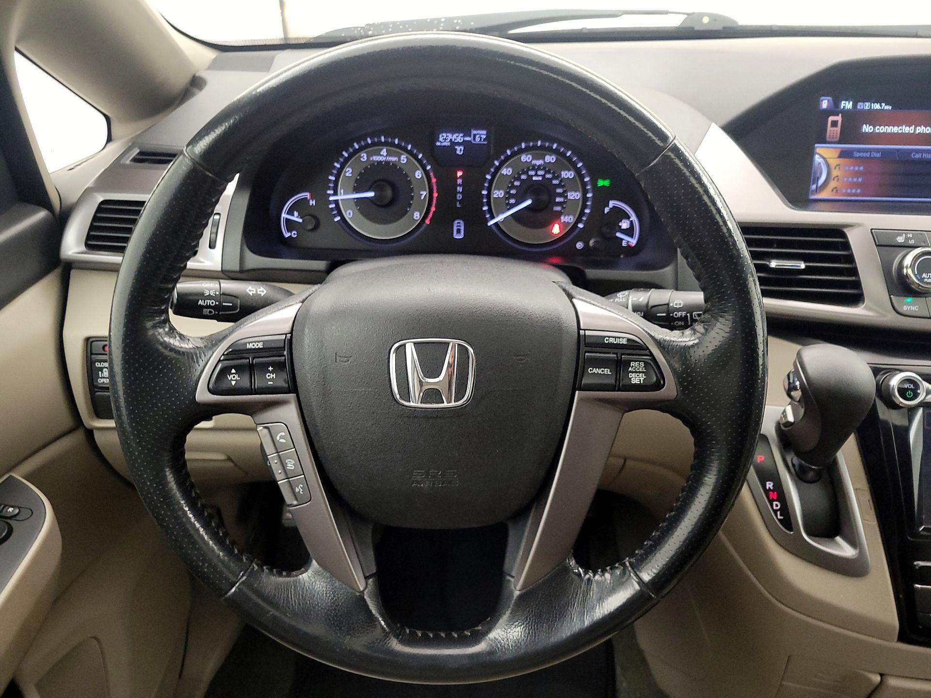 Thumbnail: 2017 Honda Odyssey - 10