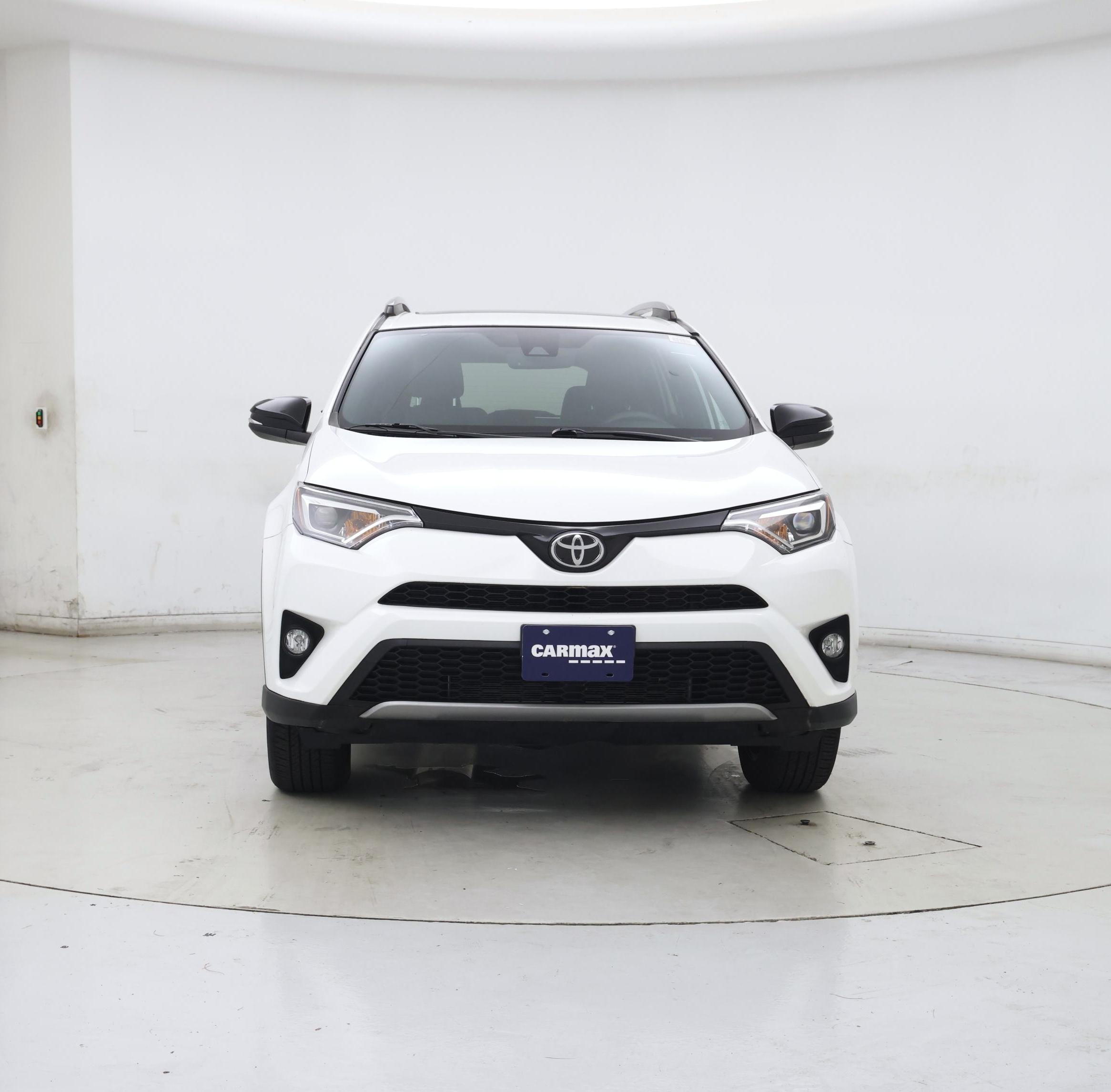 Thumbnail: 2018 Toyota RAV4 - 5