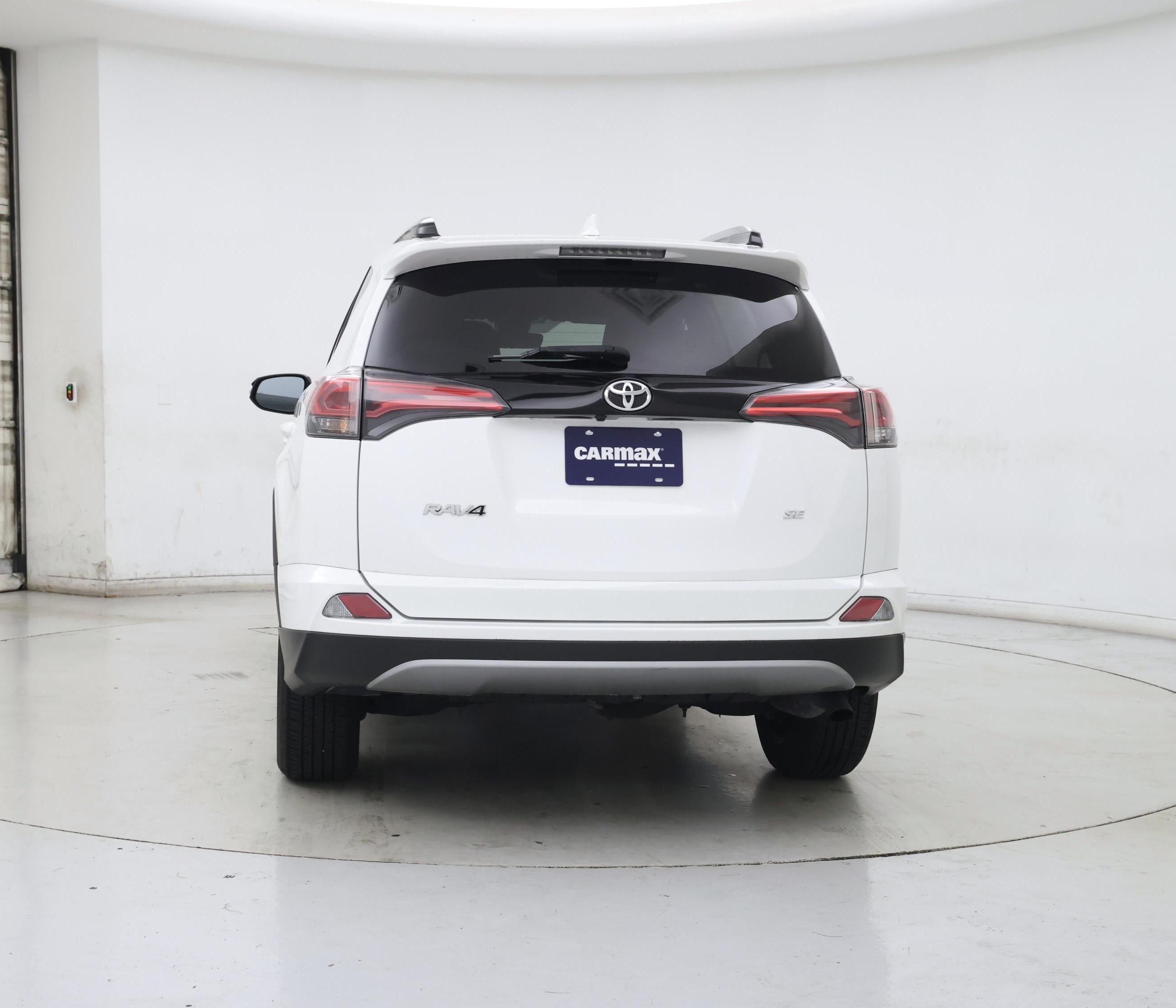 Thumbnail: 2018 Toyota RAV4 - 6