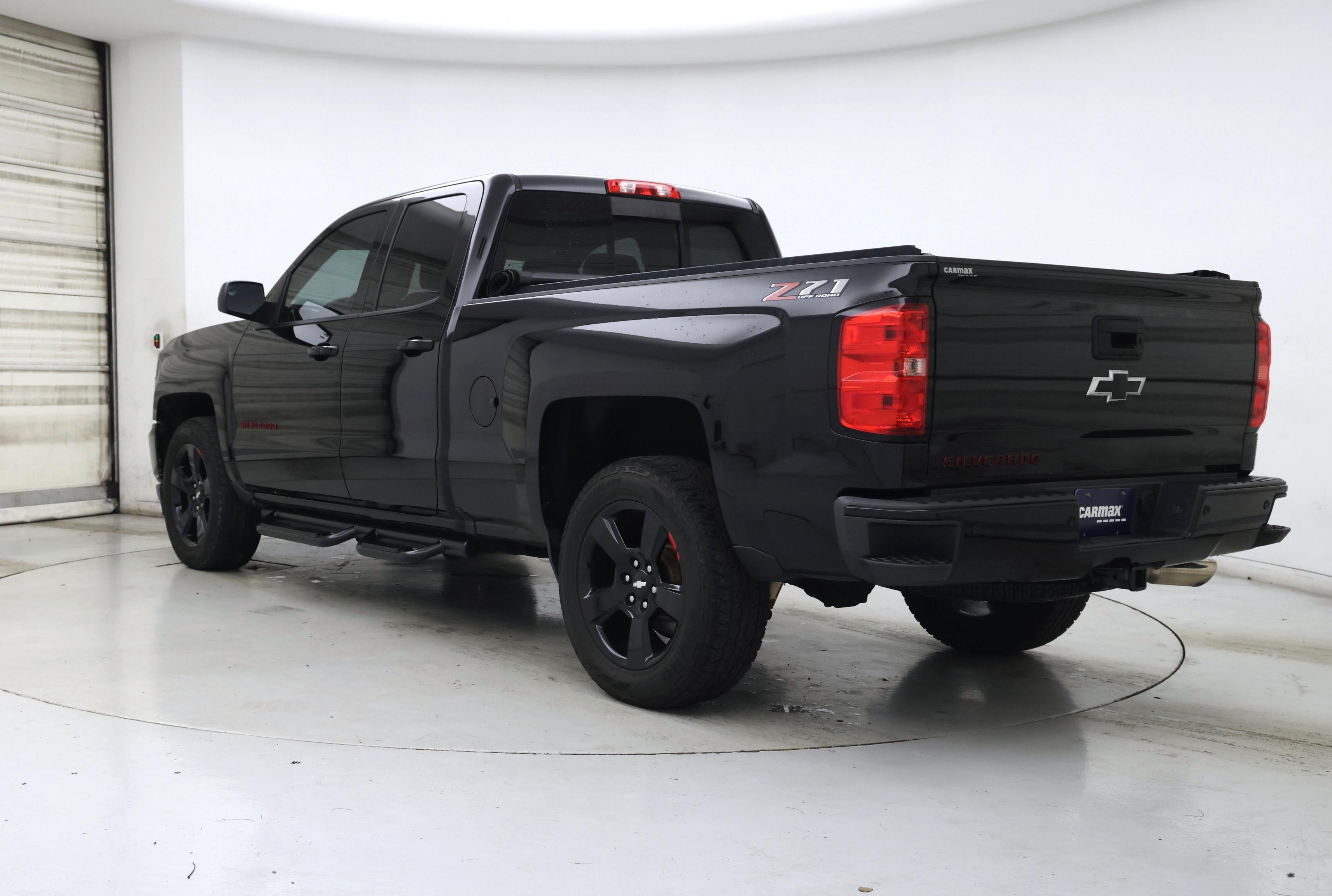 Thumbnail: 2018 Chevrolet Silverado 1500 - 2