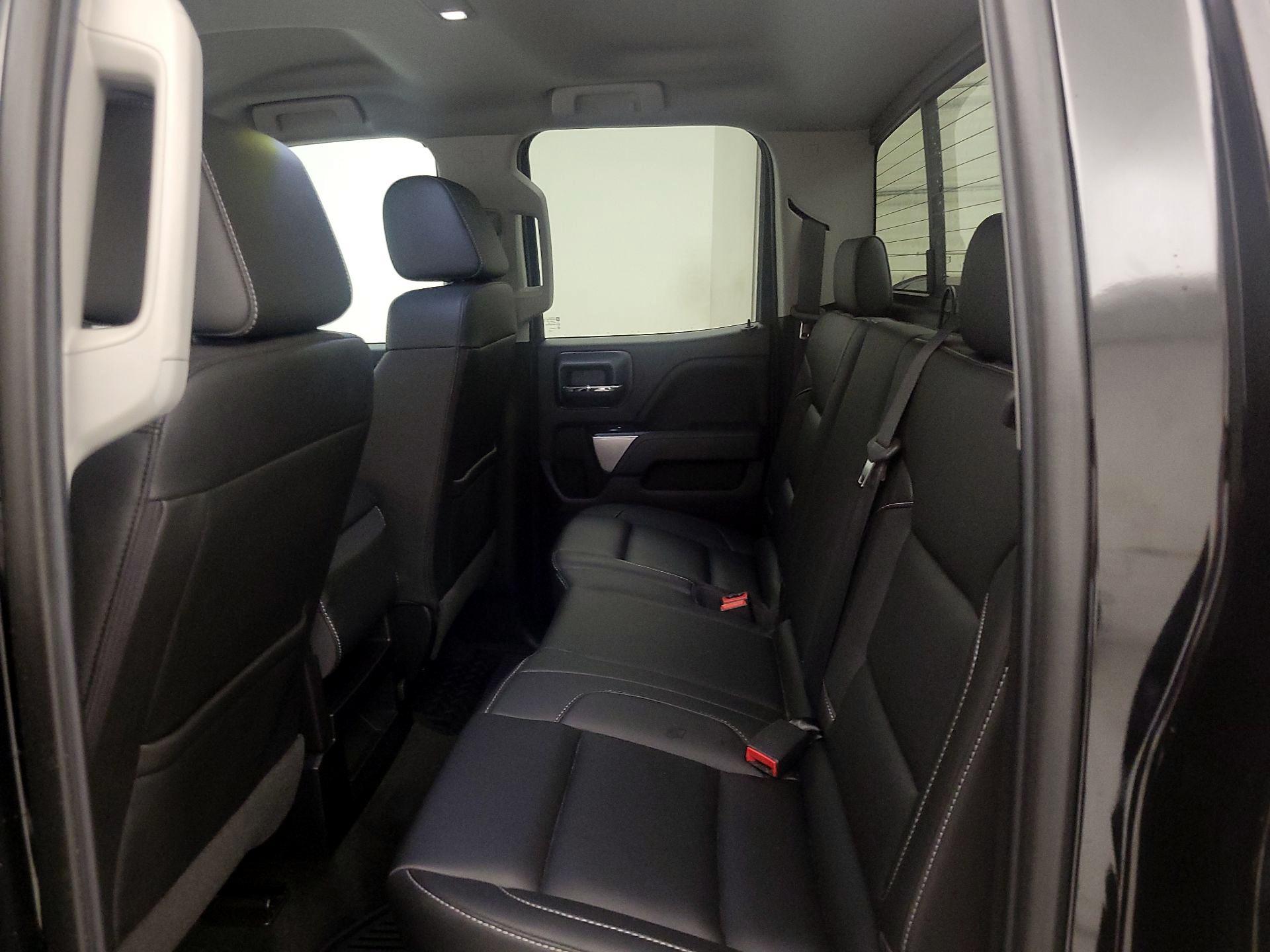 Thumbnail: 2018 Chevrolet Silverado 1500 - 19