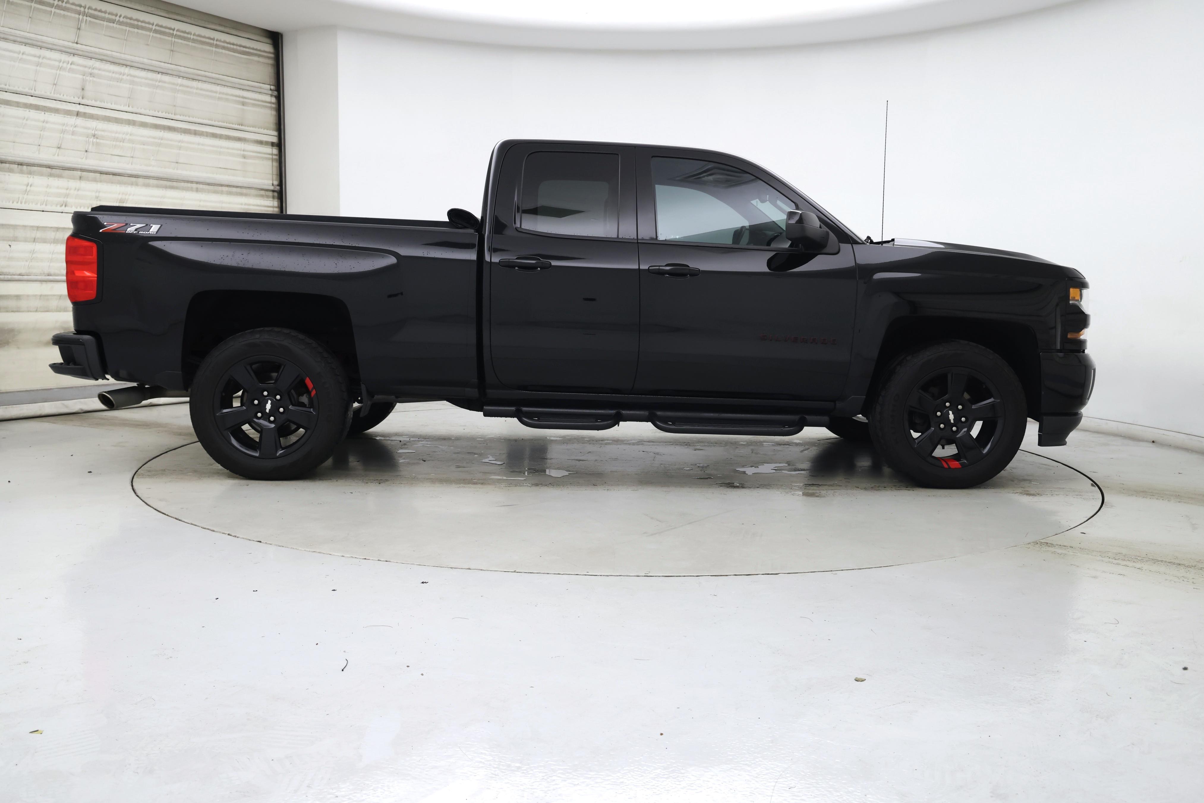 Thumbnail: 2018 Chevrolet Silverado 1500 - 7
