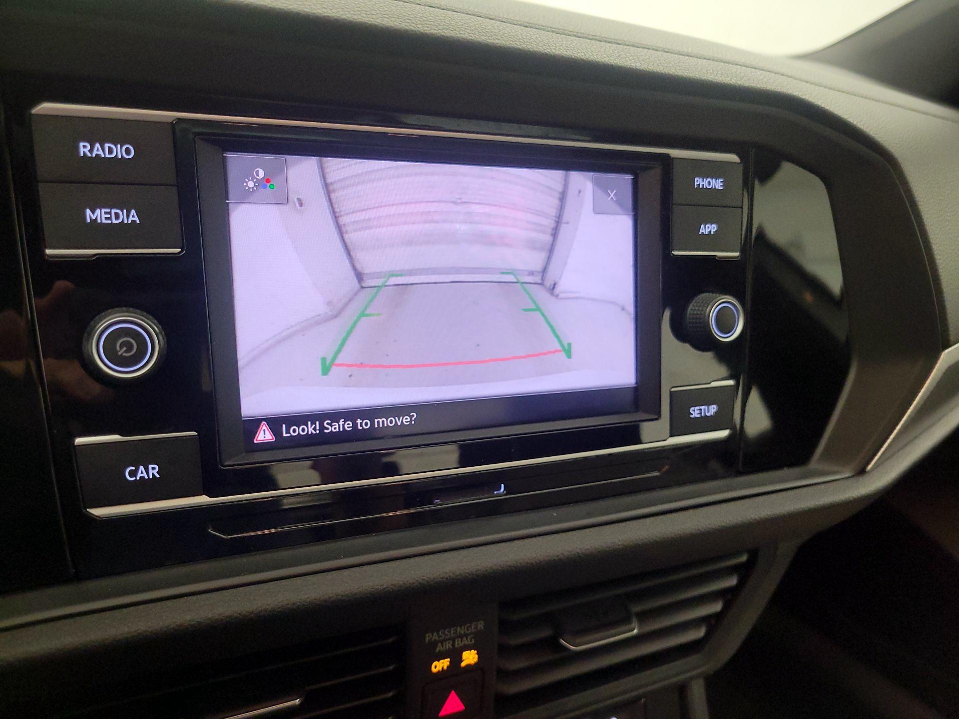 Thumbnail: 2019 Volkswagen Jetta - 14