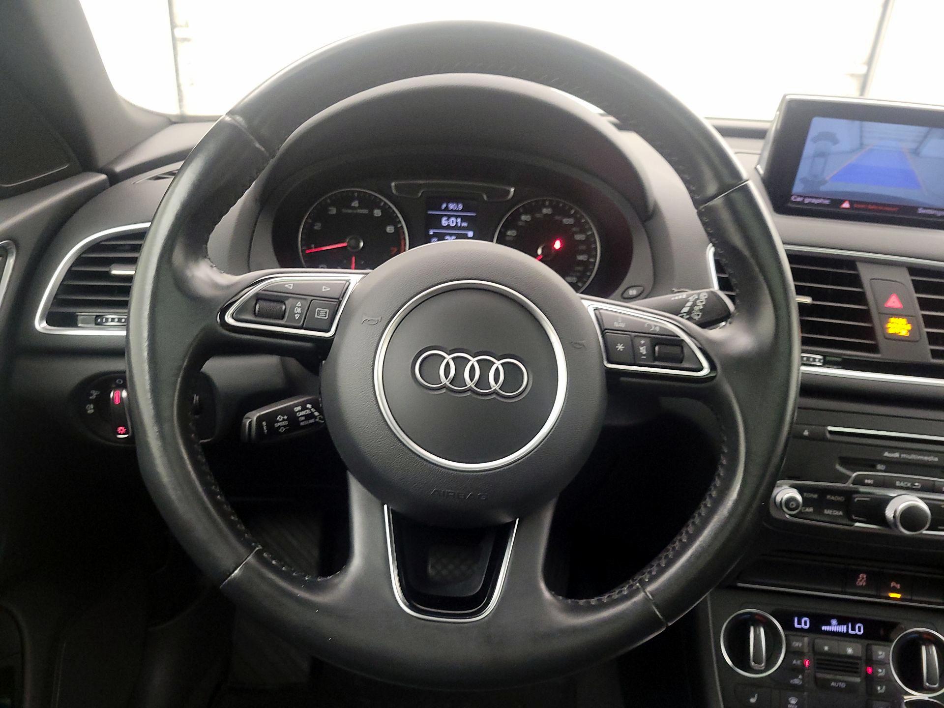 Thumbnail: 2018 Audi Q3 - 10