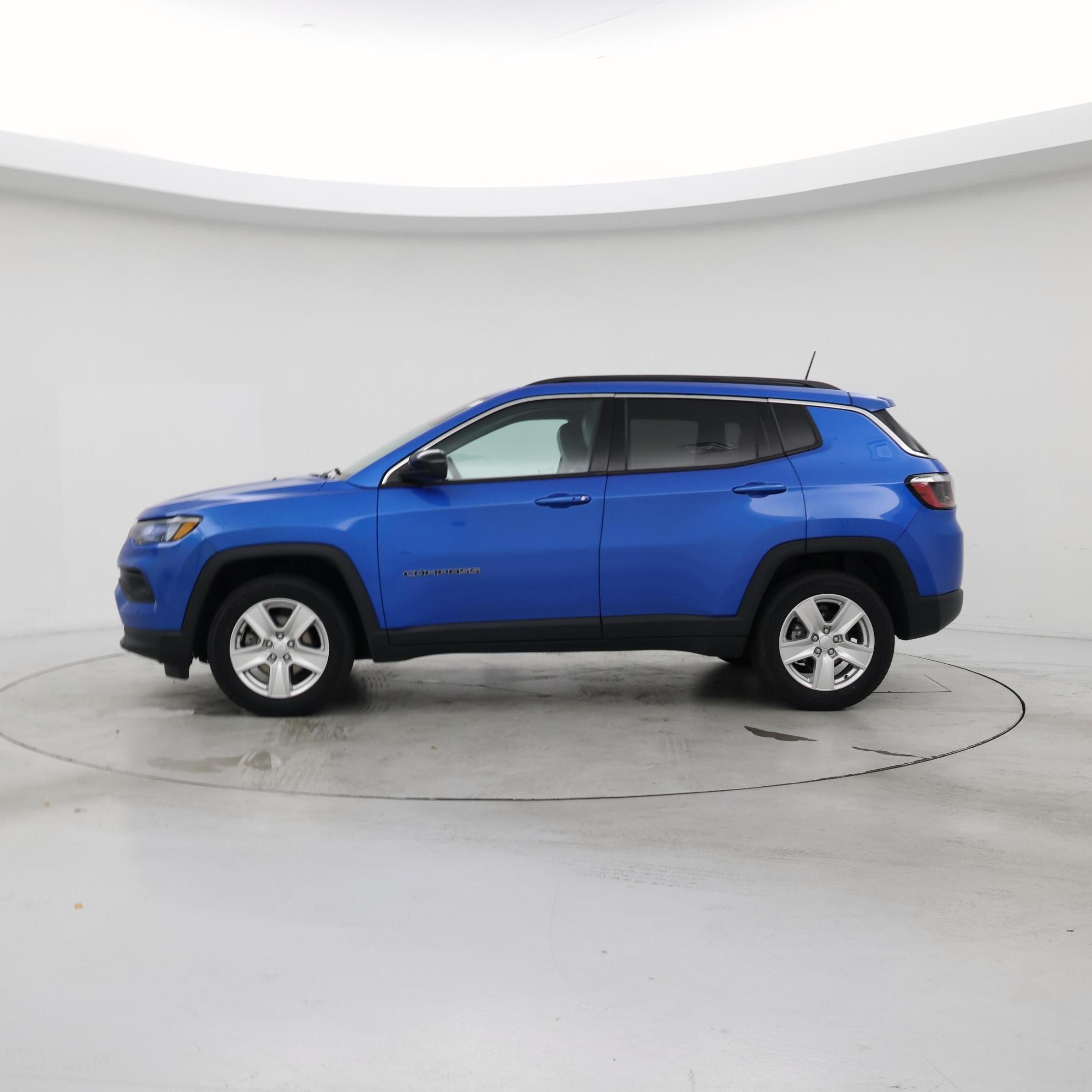 Thumbnail: 2022 Jeep Compass - 3