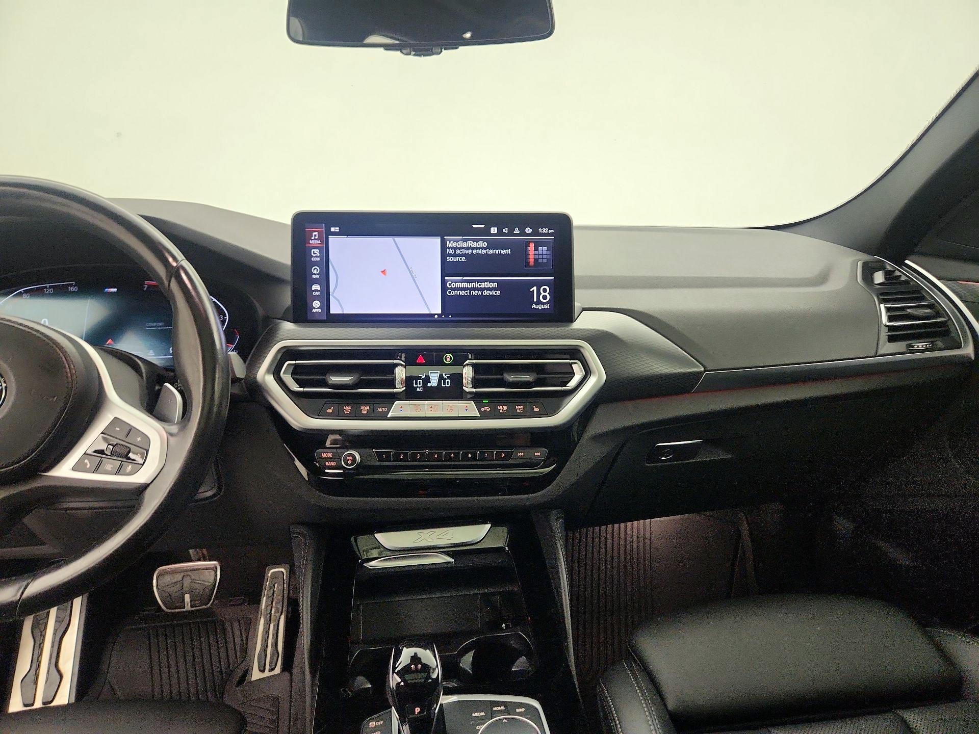 Thumbnail: 2022 BMW X4 - 9