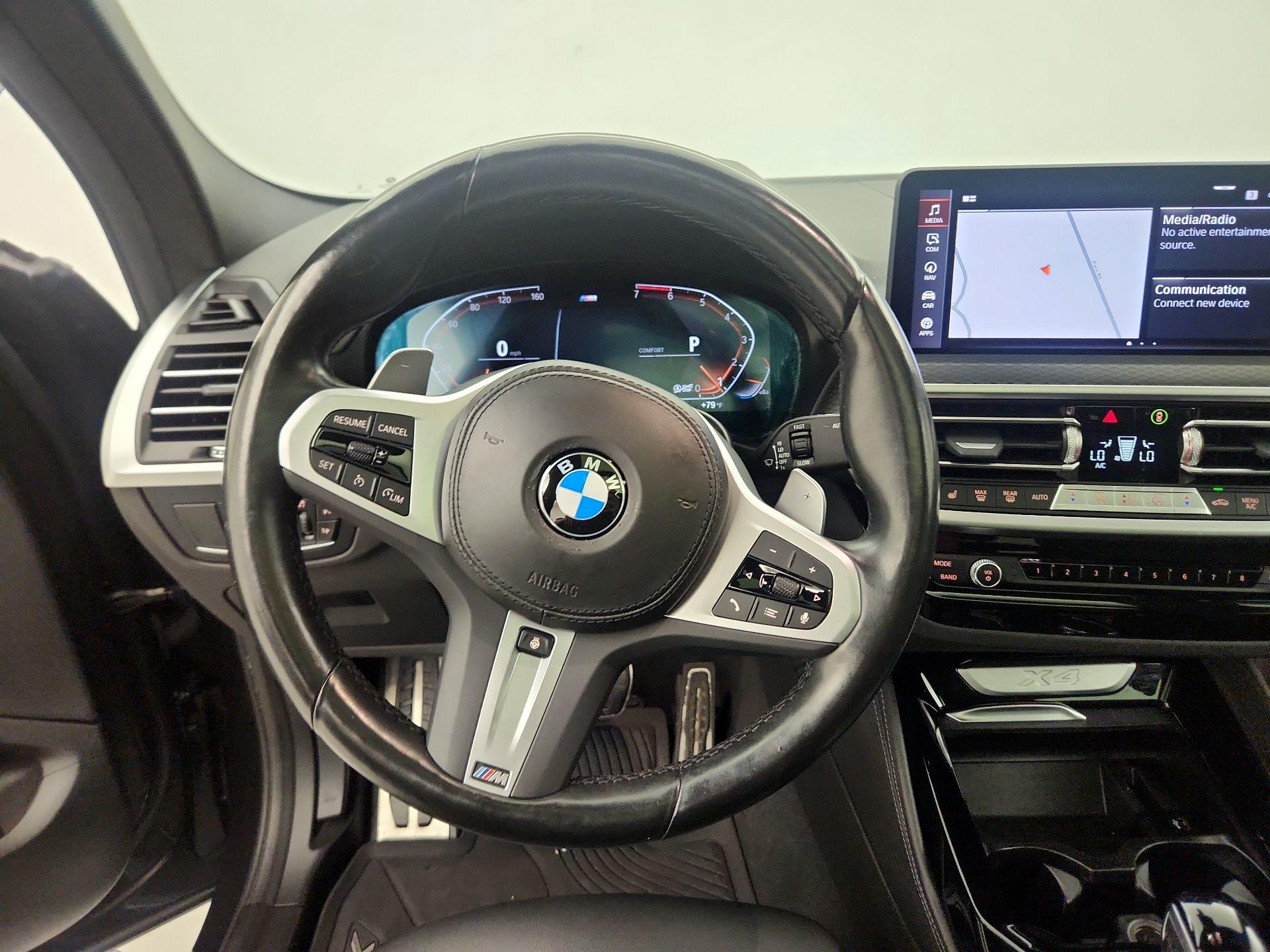 Thumbnail: 2022 BMW X4 - 10
