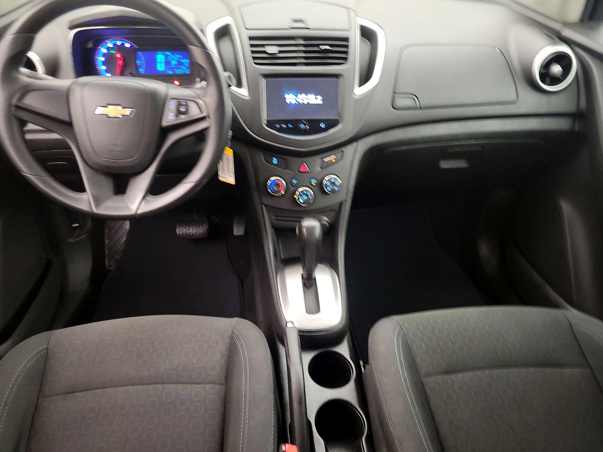 Thumbnail: 2016 Chevrolet Trax - 9