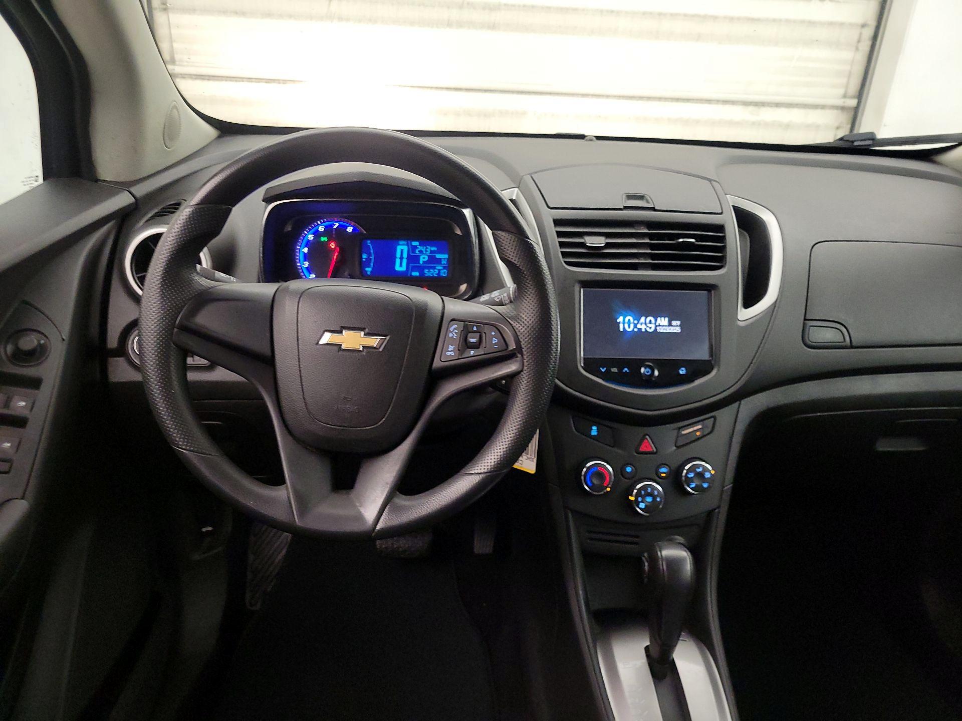 Thumbnail: 2016 Chevrolet Trax - 10