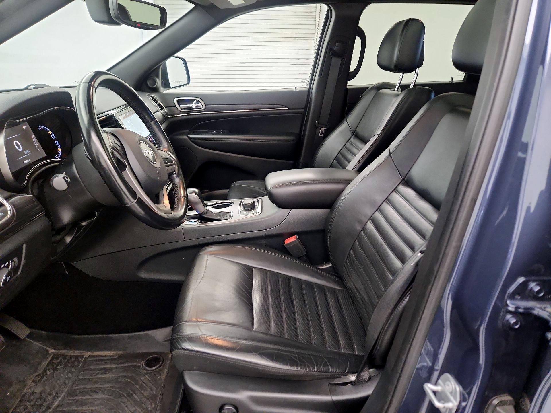 Thumbnail: 2020 Jeep Grand Cherokee - 11